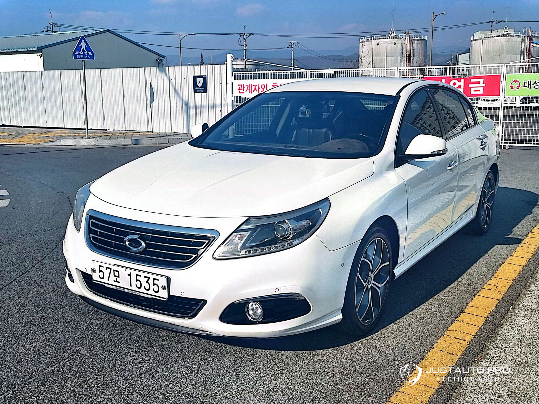 Автомобиль Renault-KoreaSamsung SM5 