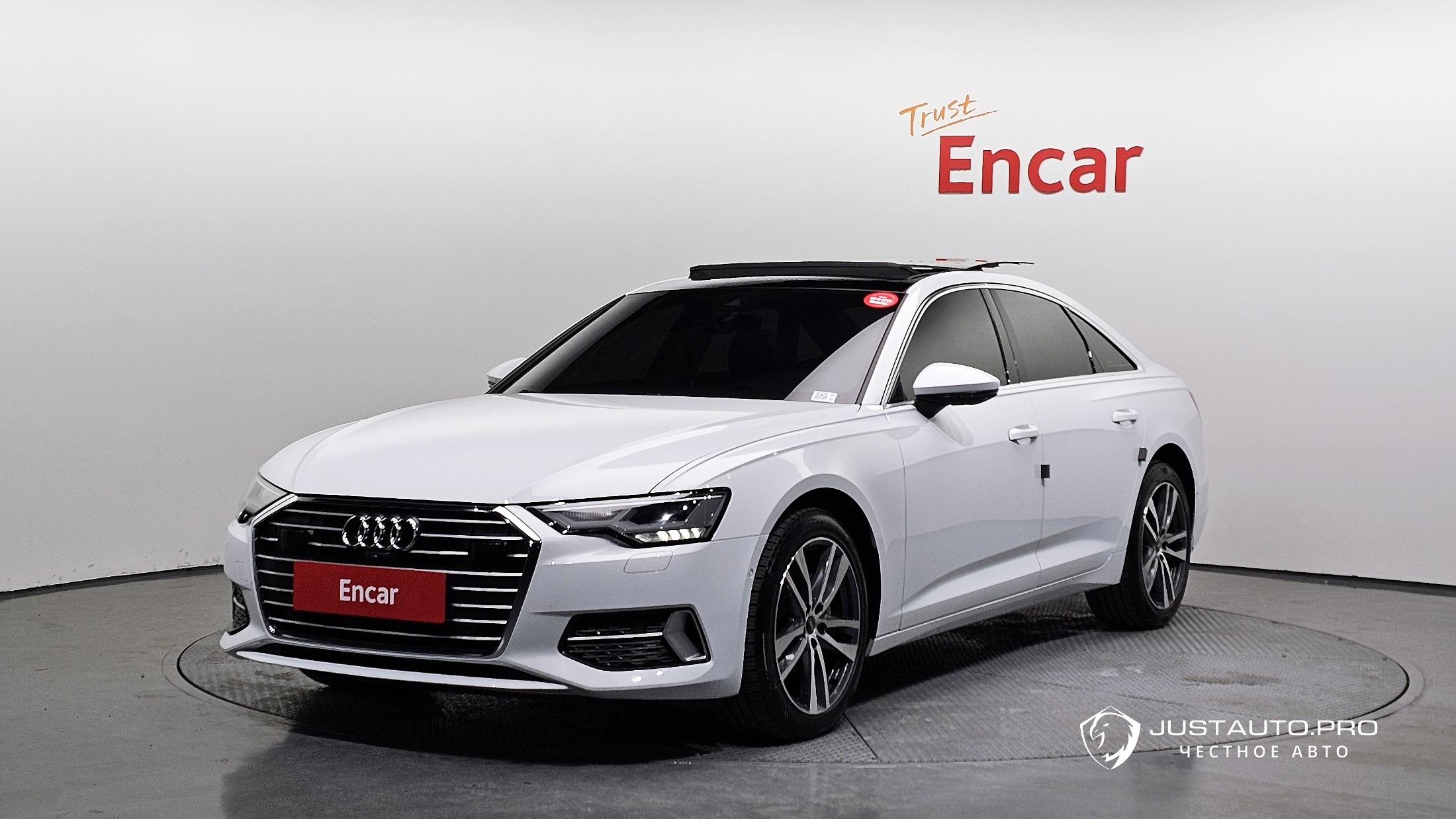 Автомобиль Audi A6