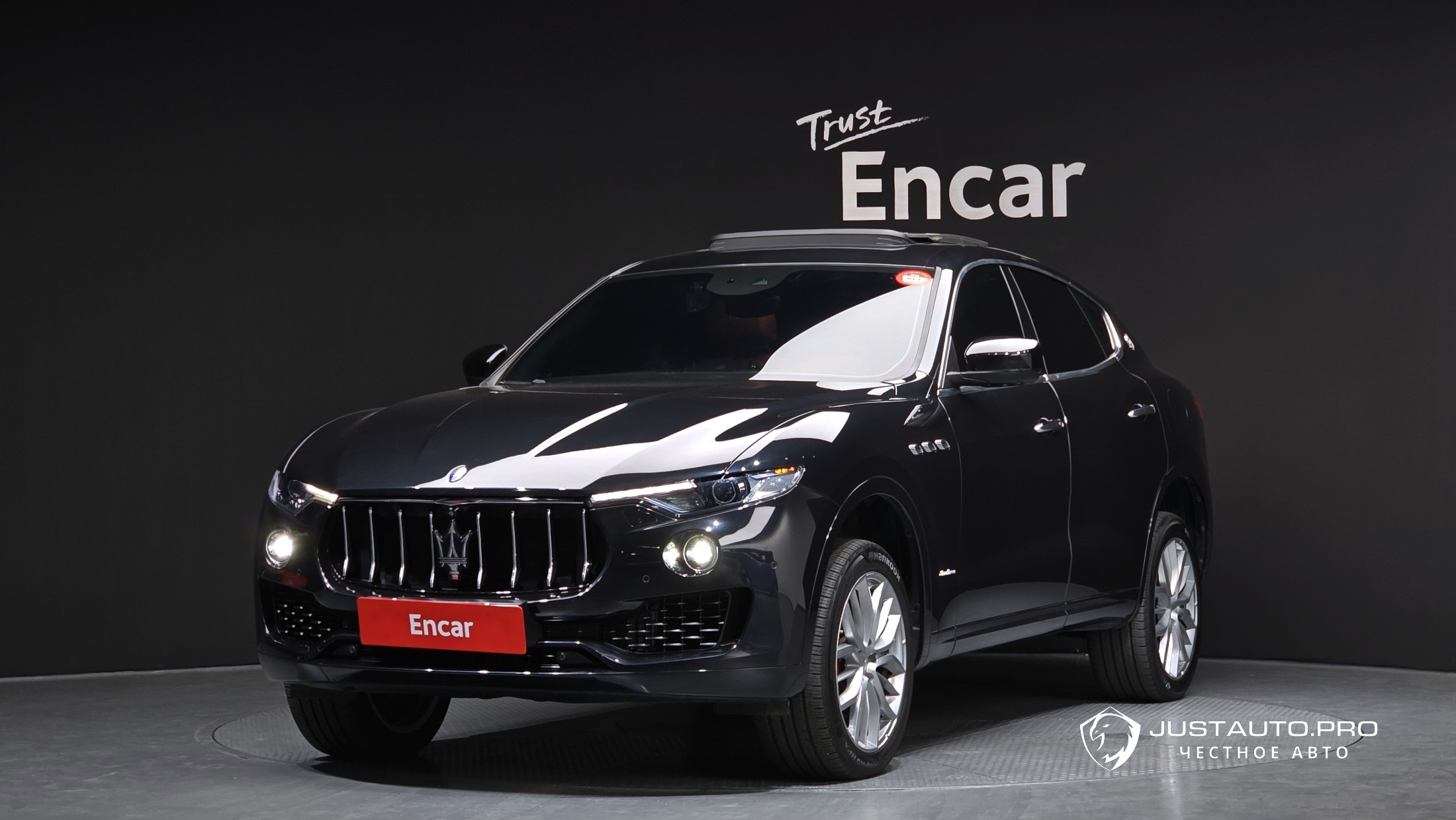 Автомобиль Maserati Levante