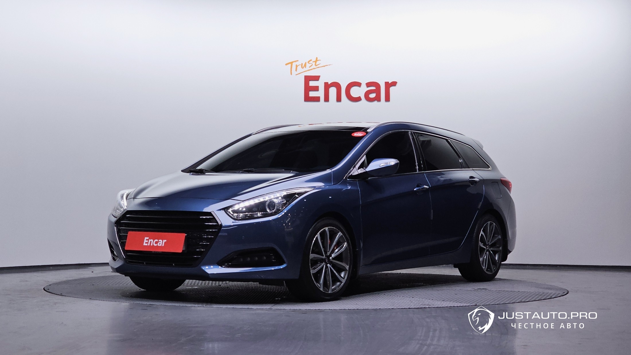 Автомобиль Hyundai i40