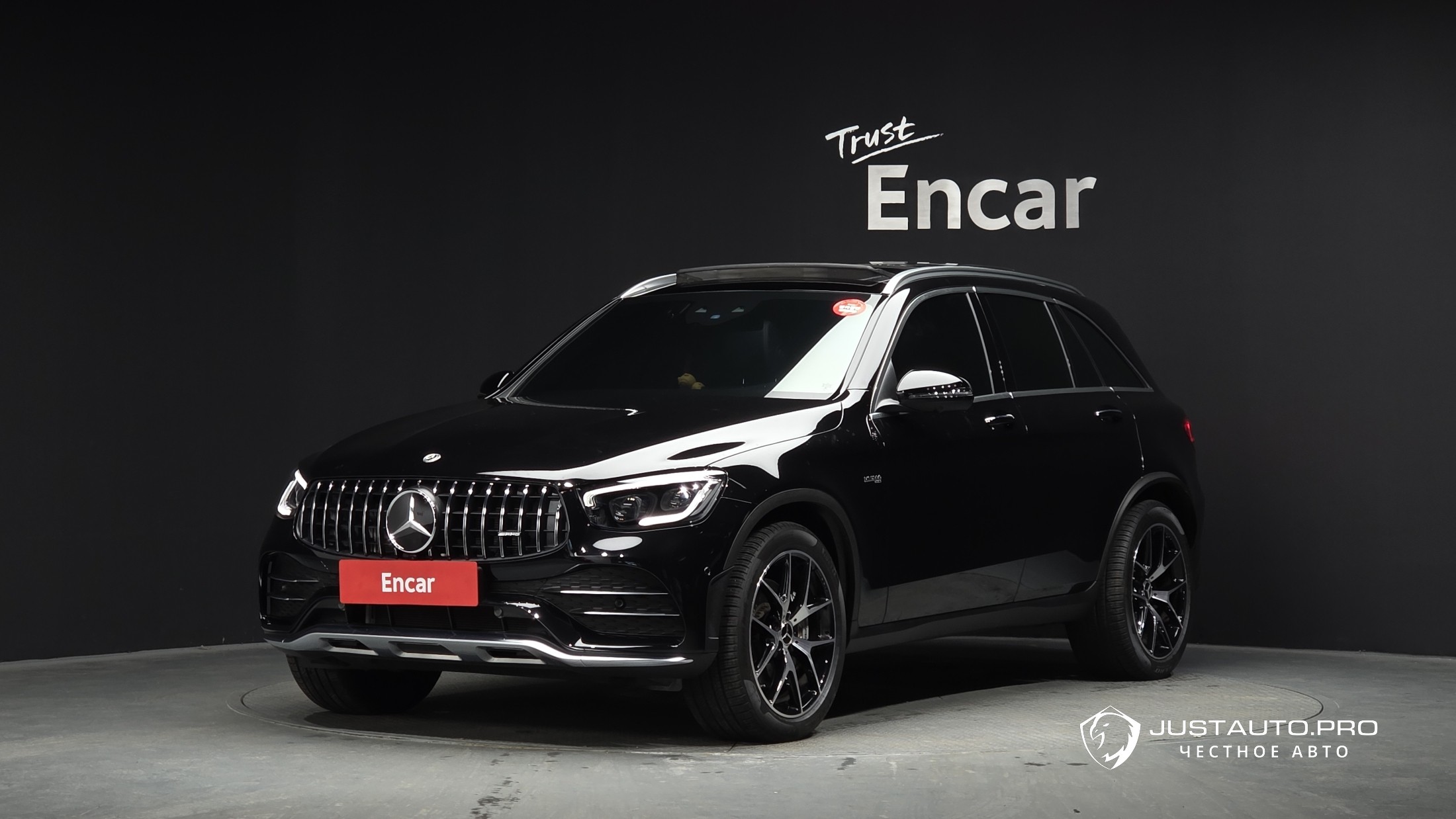 Автомобиль Mercedes-Benz GLC-Class