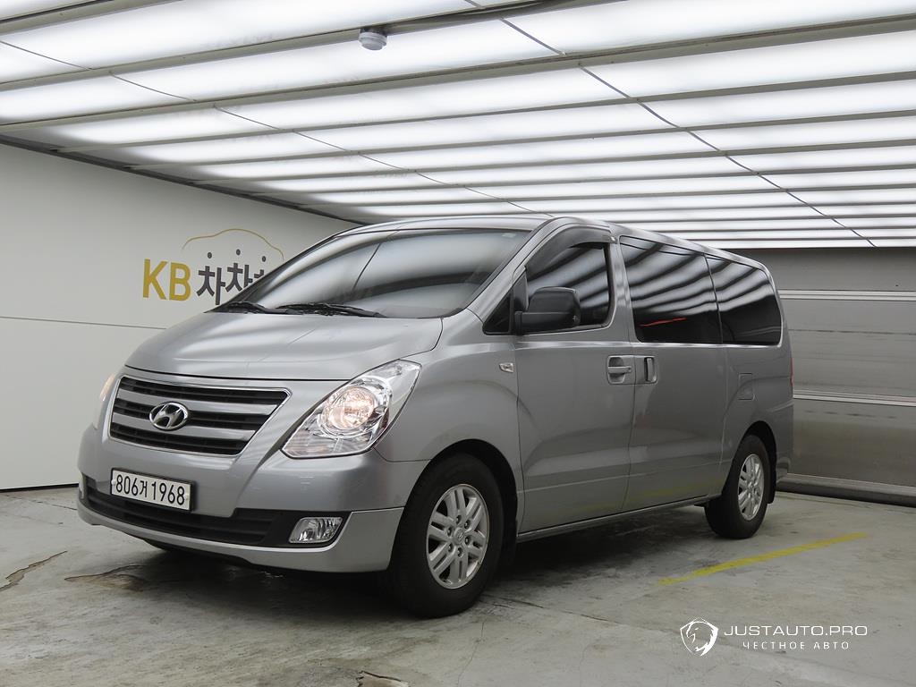 Автомобиль Hyundai Starex