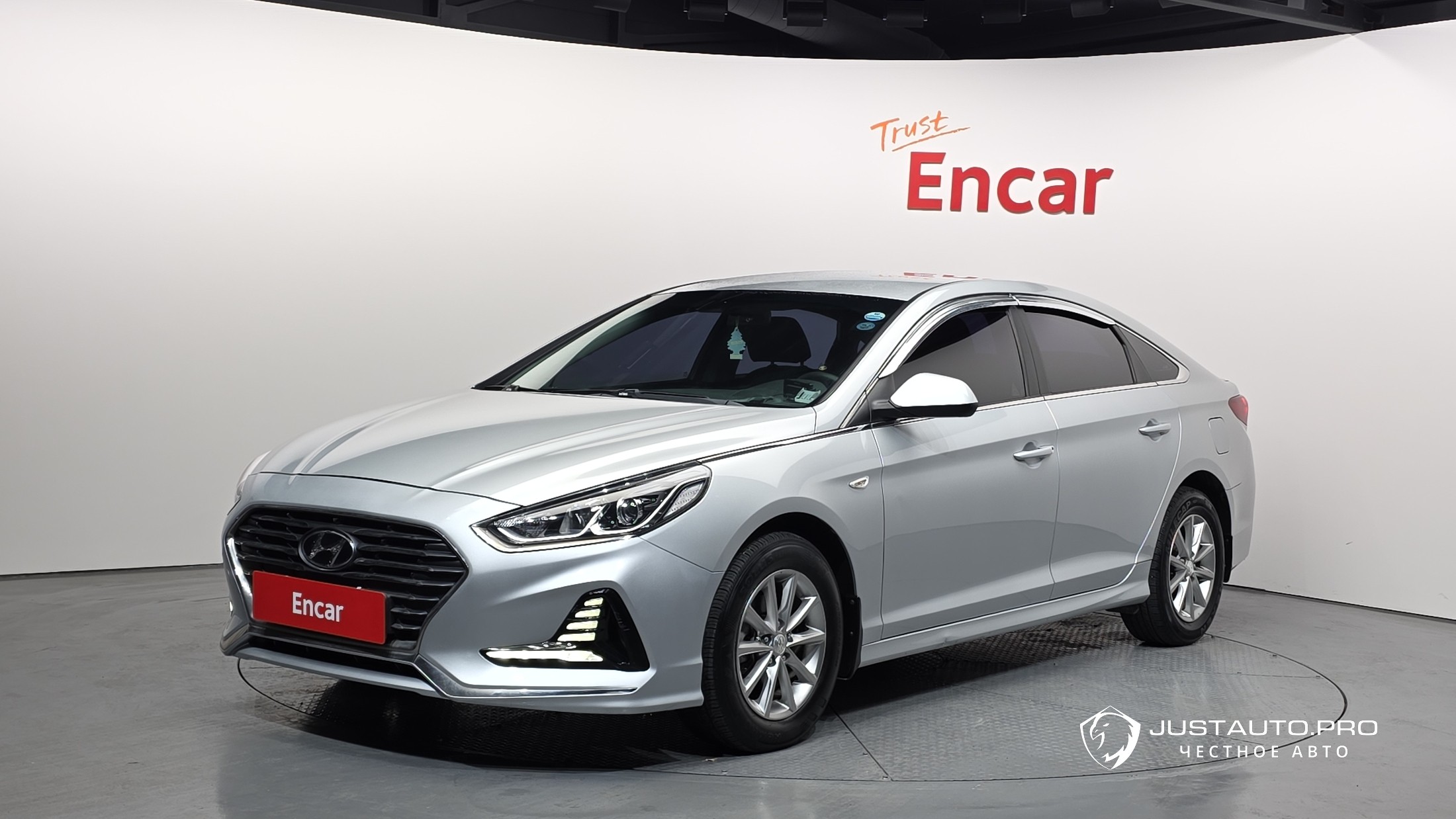 Автомобиль Hyundai Sonata