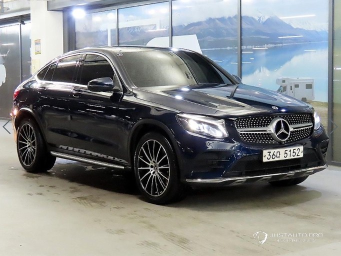 Автомобиль Mercedes-Benz GLC-Class