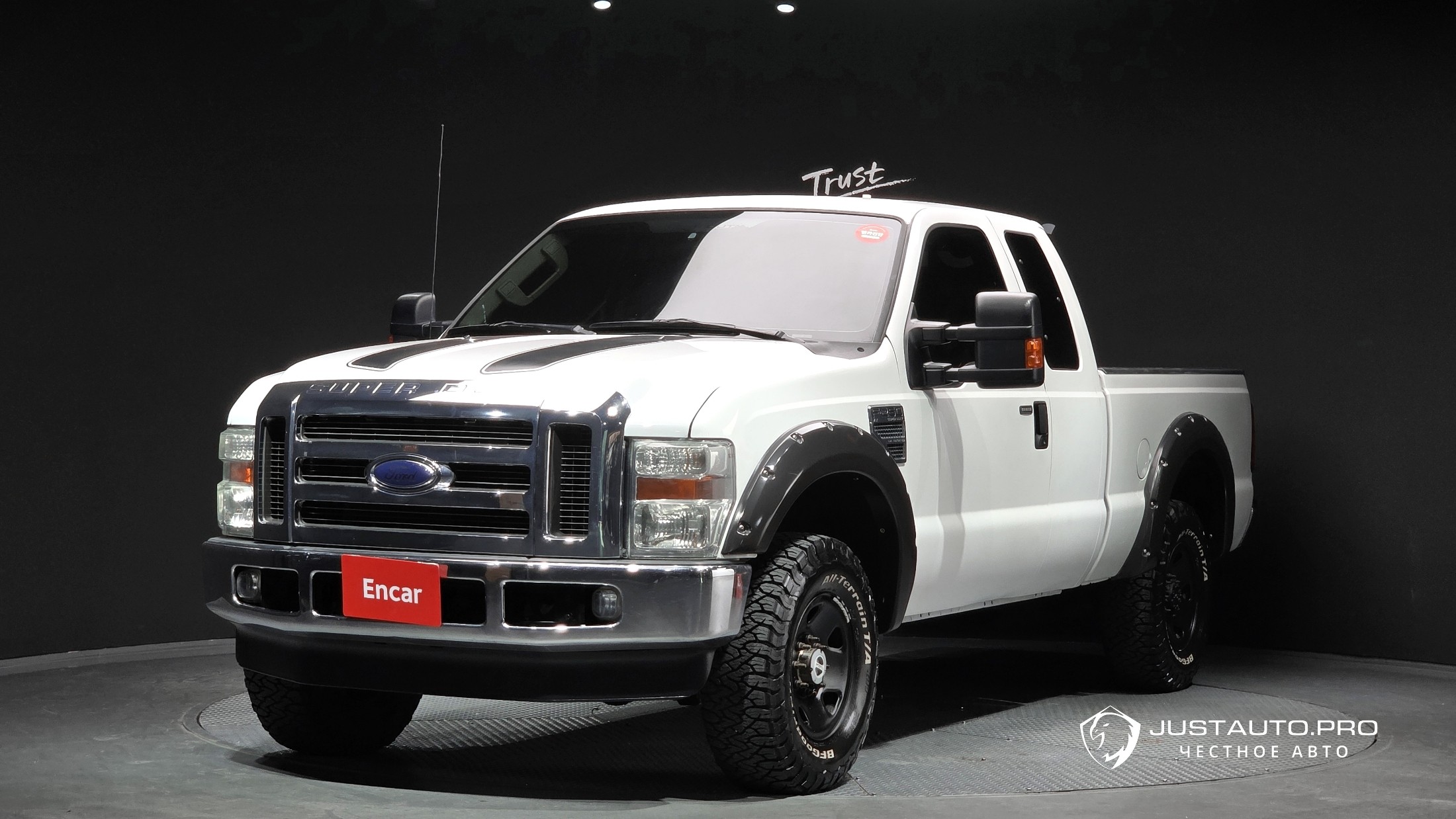 Автомобиль Ford F250