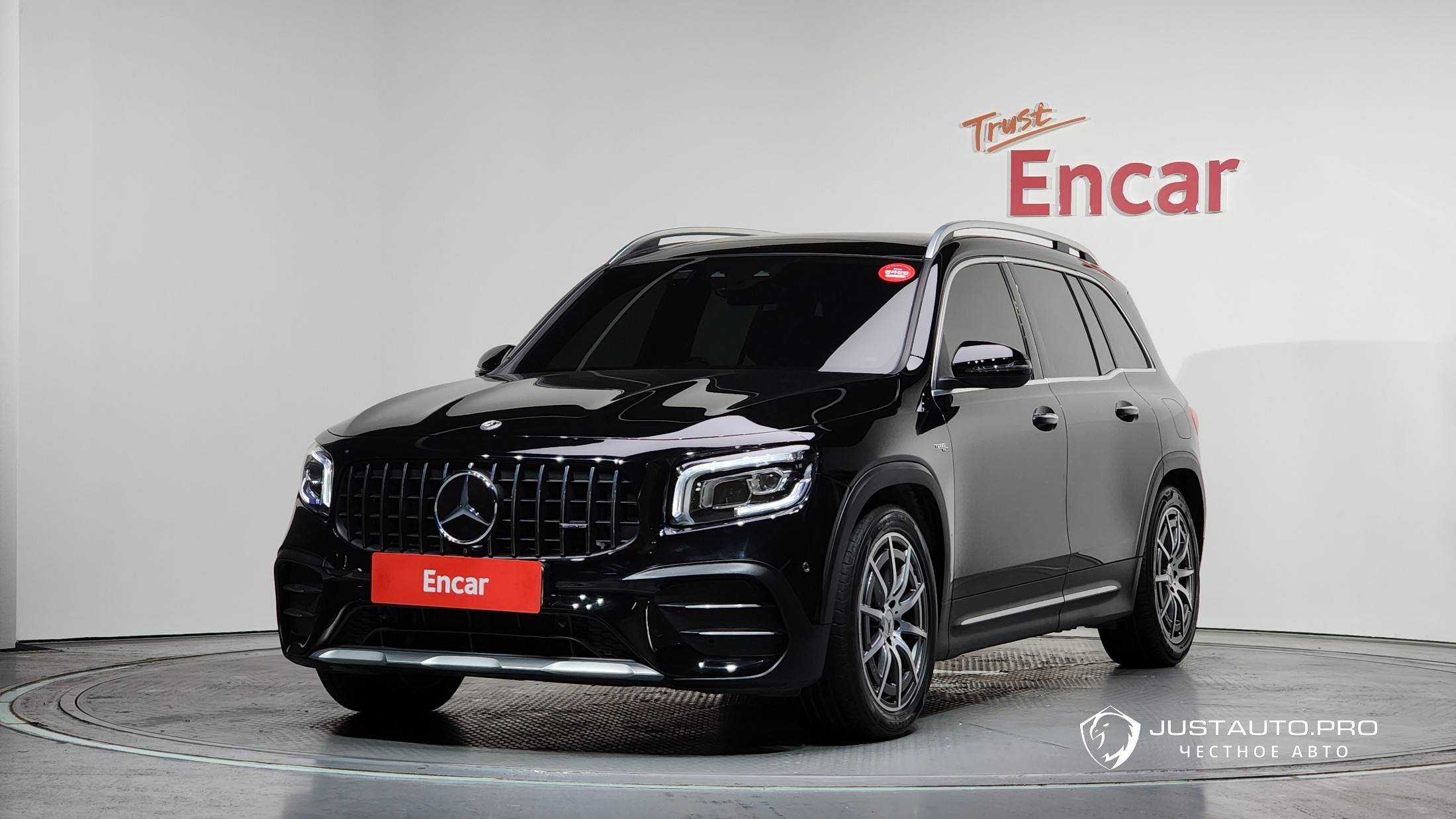 Автомобиль Mercedes-Benz GLB-Class