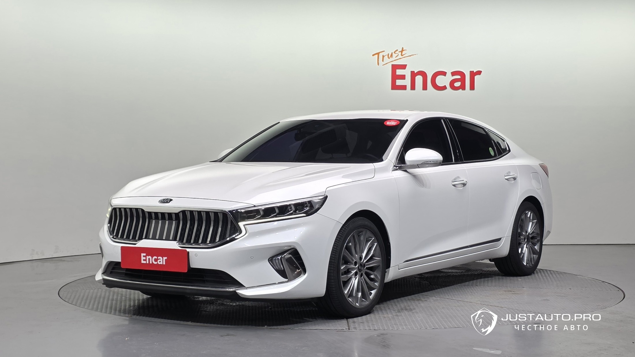 Автомобиль Kia K7