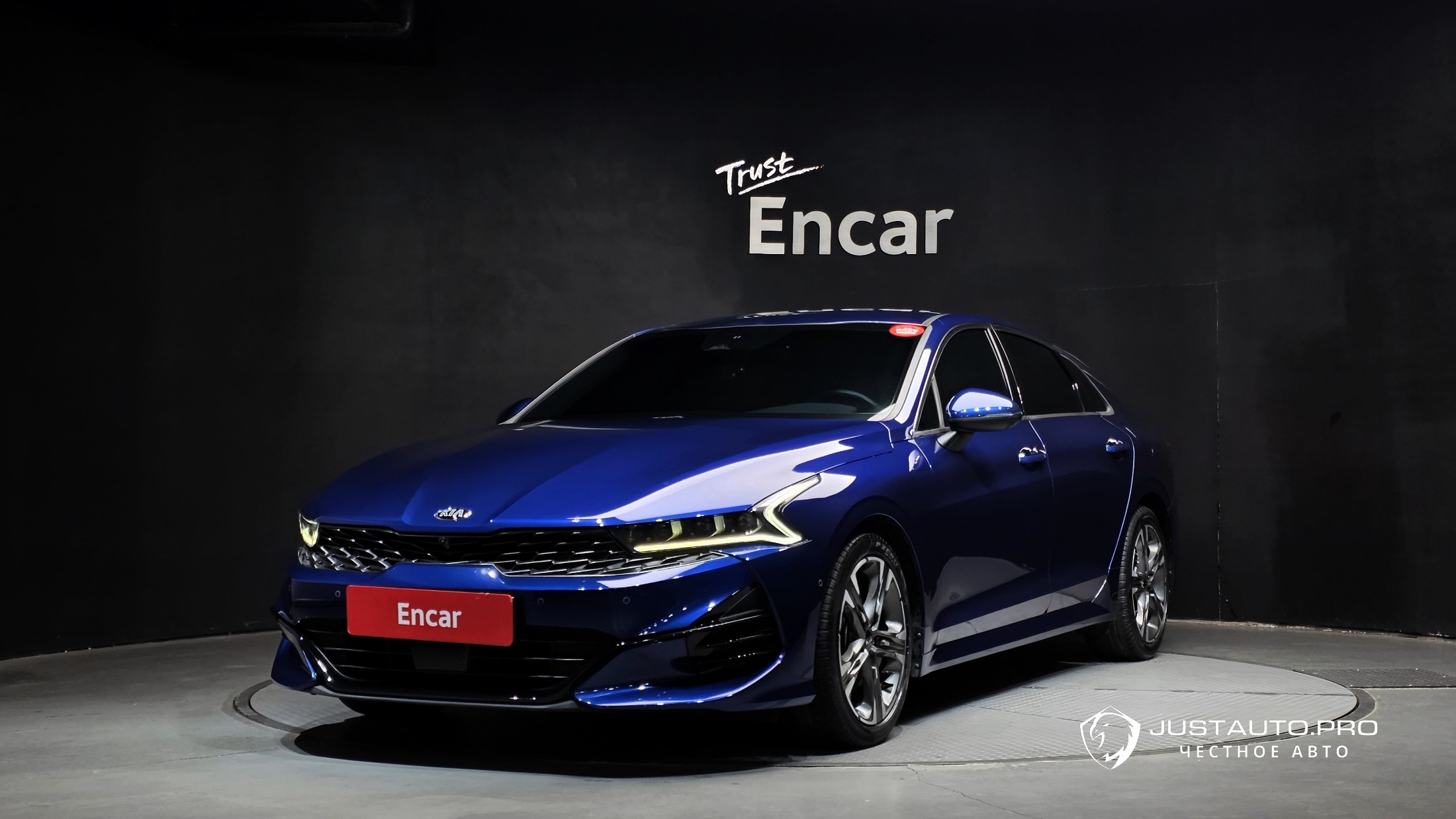 Автомобиль Kia K5