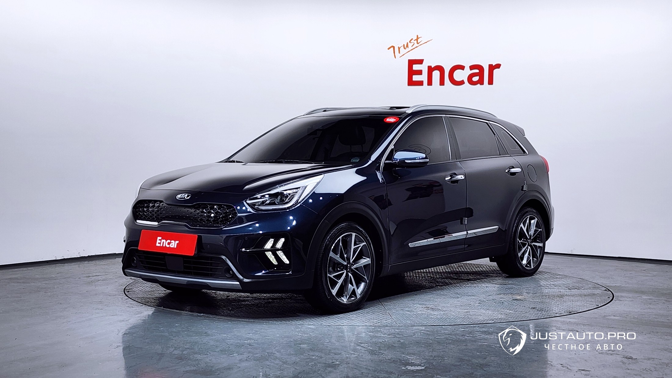 Автомобиль Kia Niro