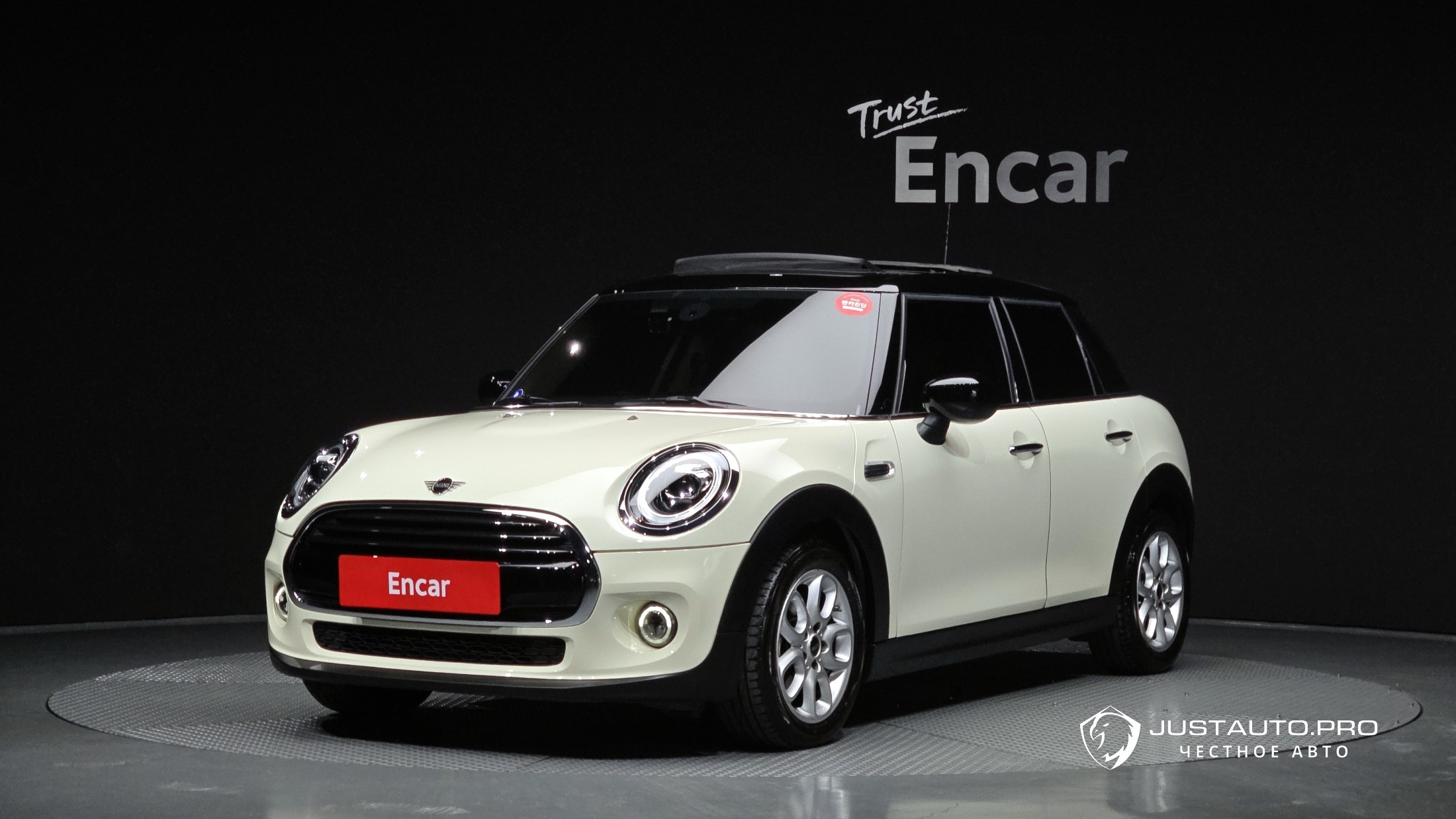 Автомобиль Mini Cooper