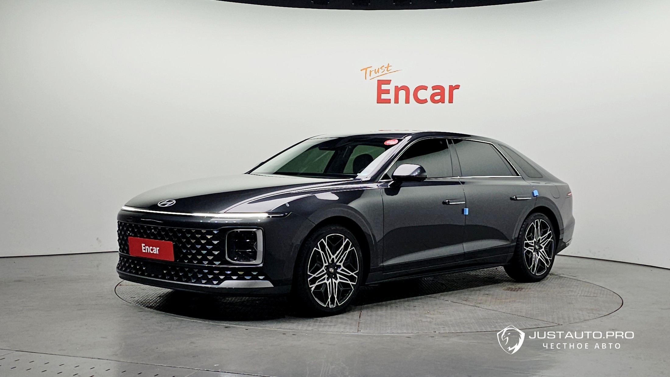 Автомобиль Hyundai Grandeur