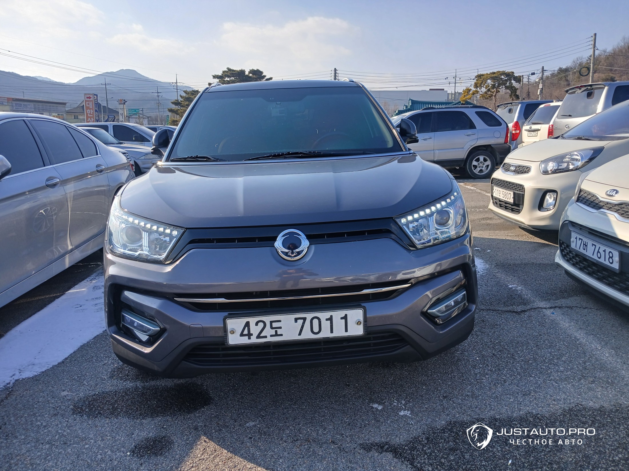 Автомобиль KG_Mobility_Ssangyong TIBOLI