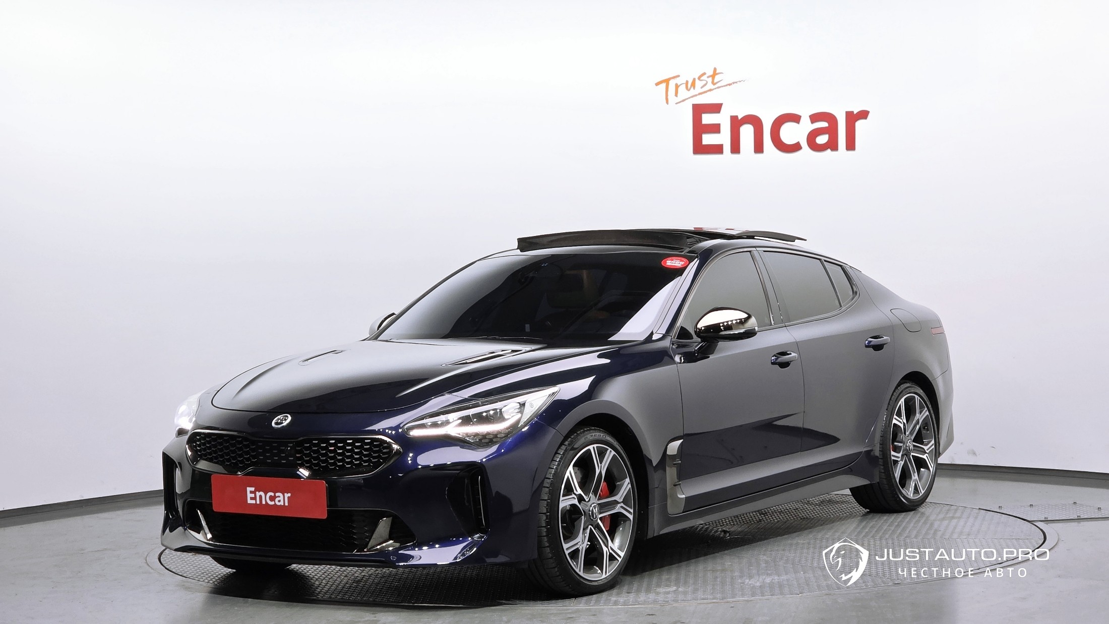 Автомобиль Kia Stinger