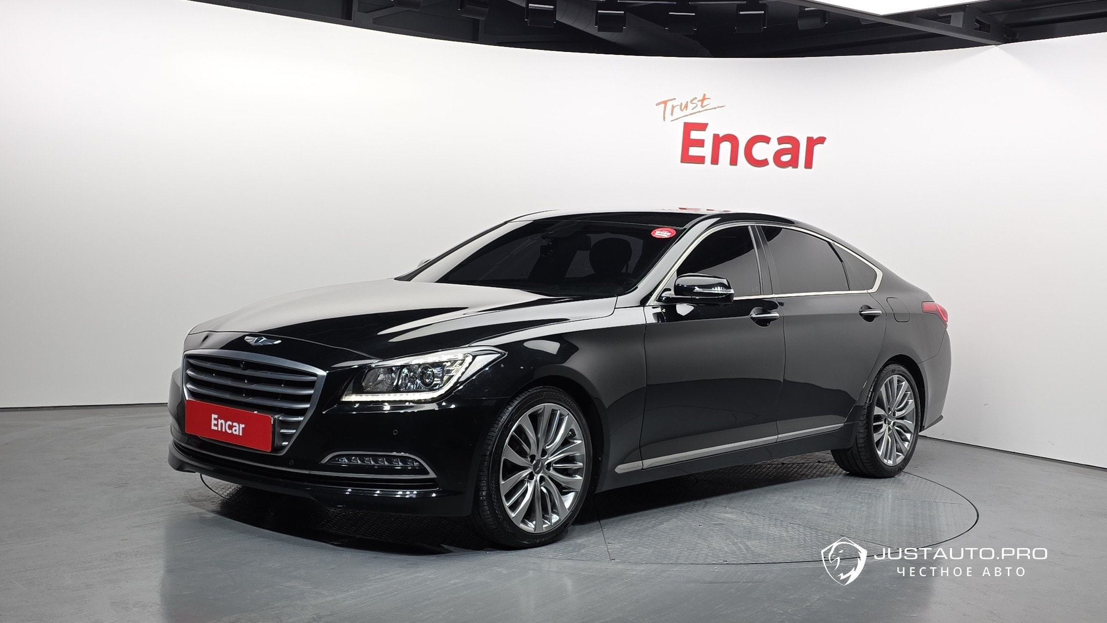 Автомобиль Hyundai Genesis