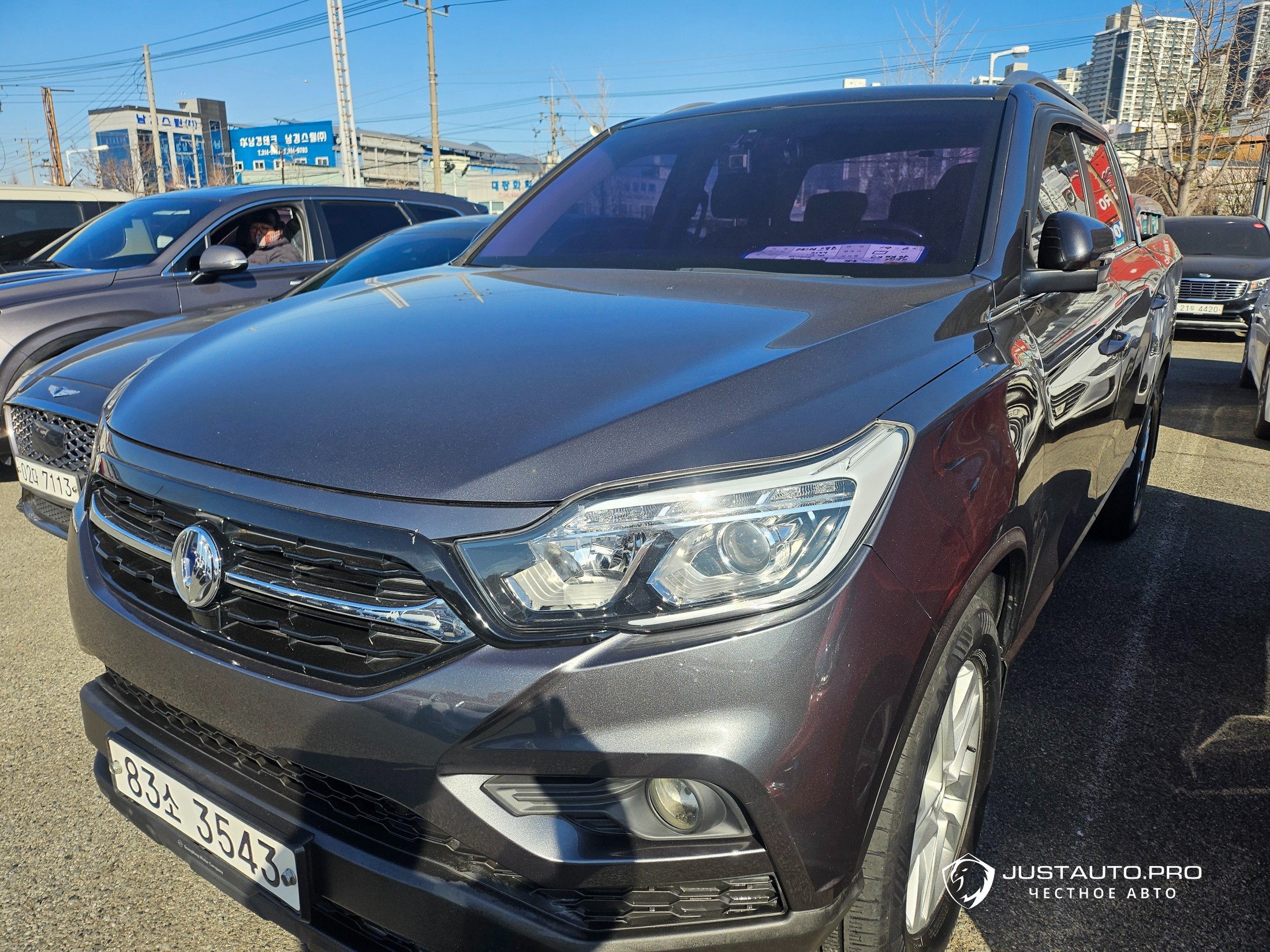 Автомобиль KG_Mobility_Ssangyong Rexton