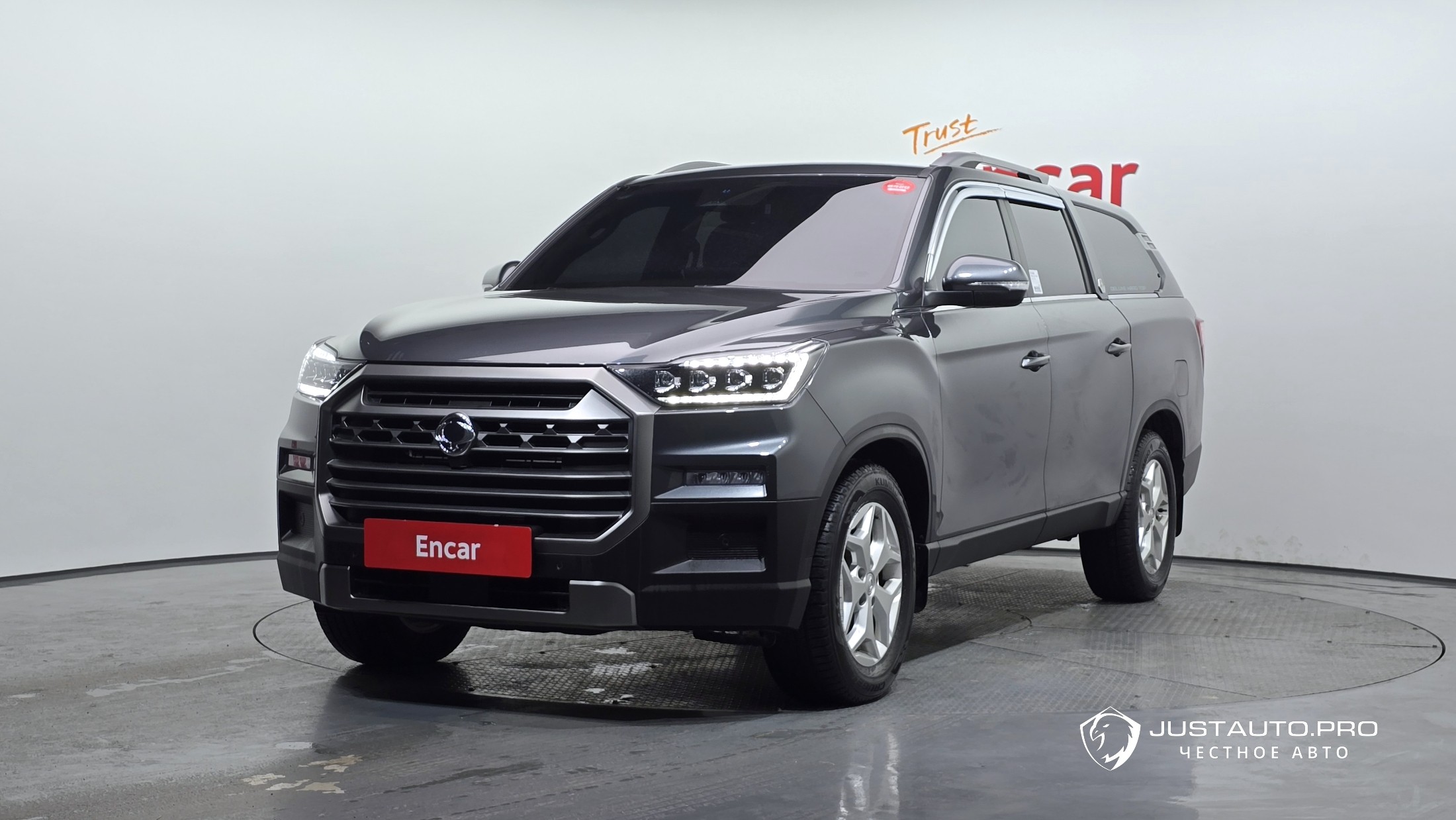 Автомобиль KG_Mobility_Ssangyong Rexton