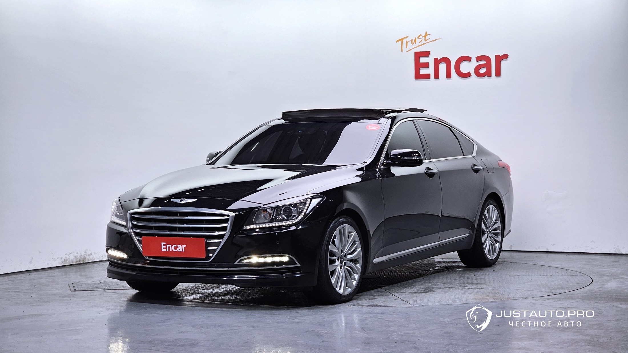 Автомобиль Hyundai Genesis