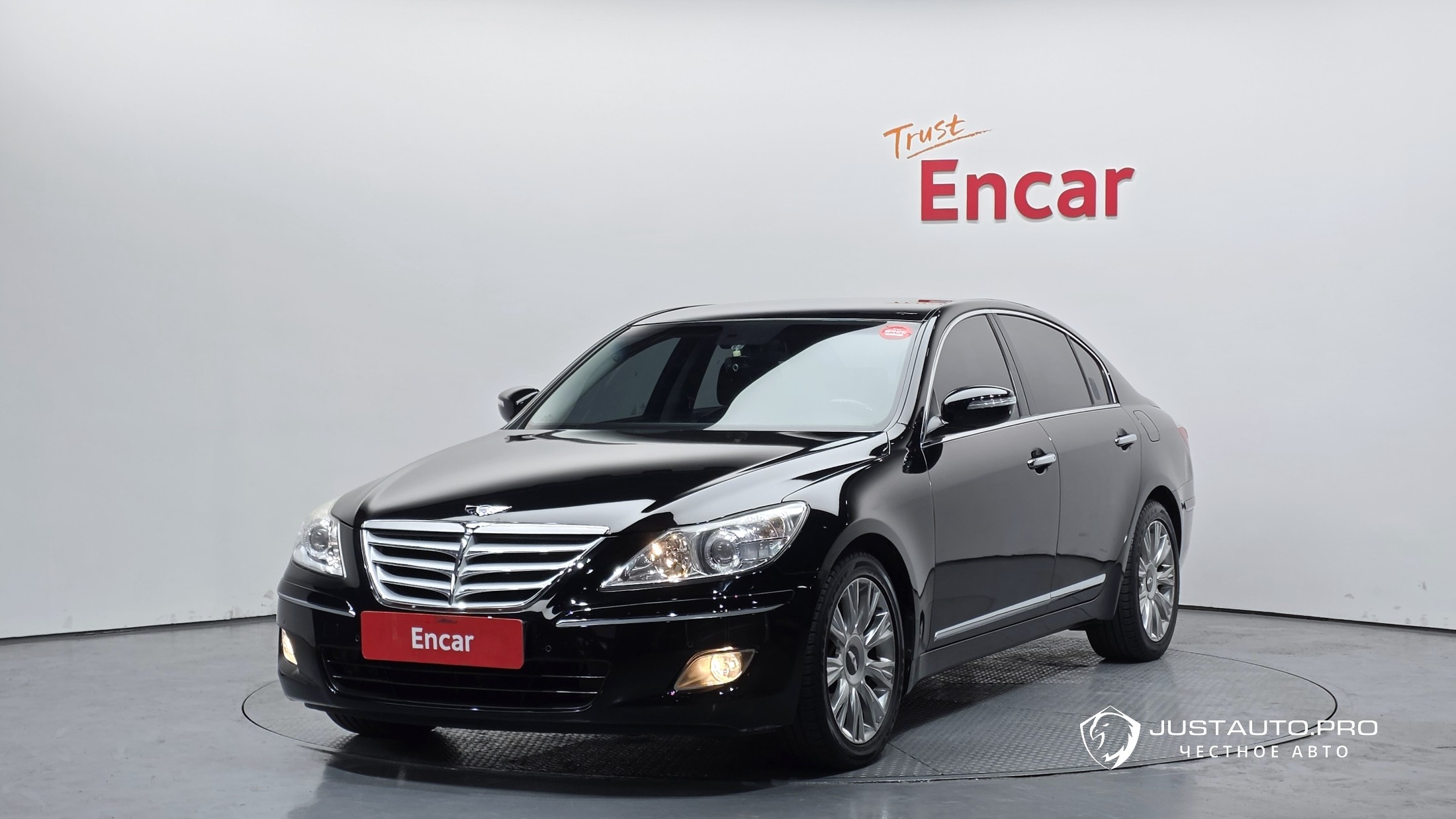 Автомобиль Hyundai Genesis