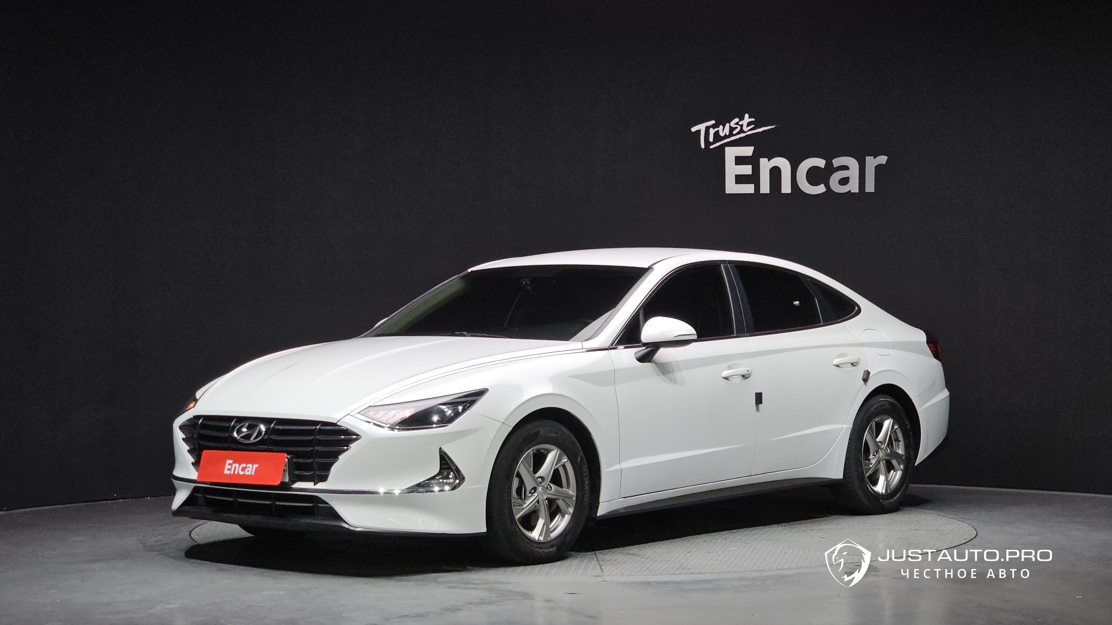 Автомобиль Hyundai Sonata