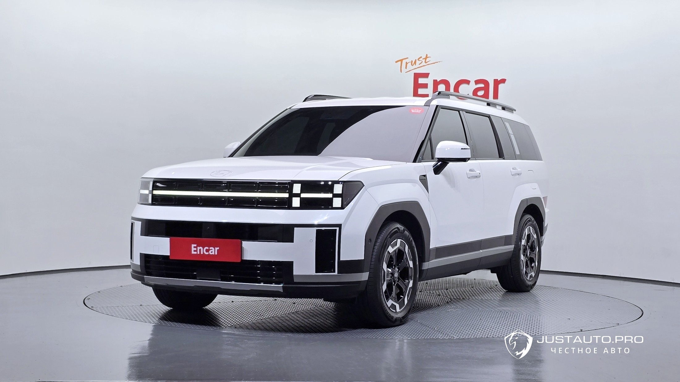 Автомобиль Hyundai Santafe