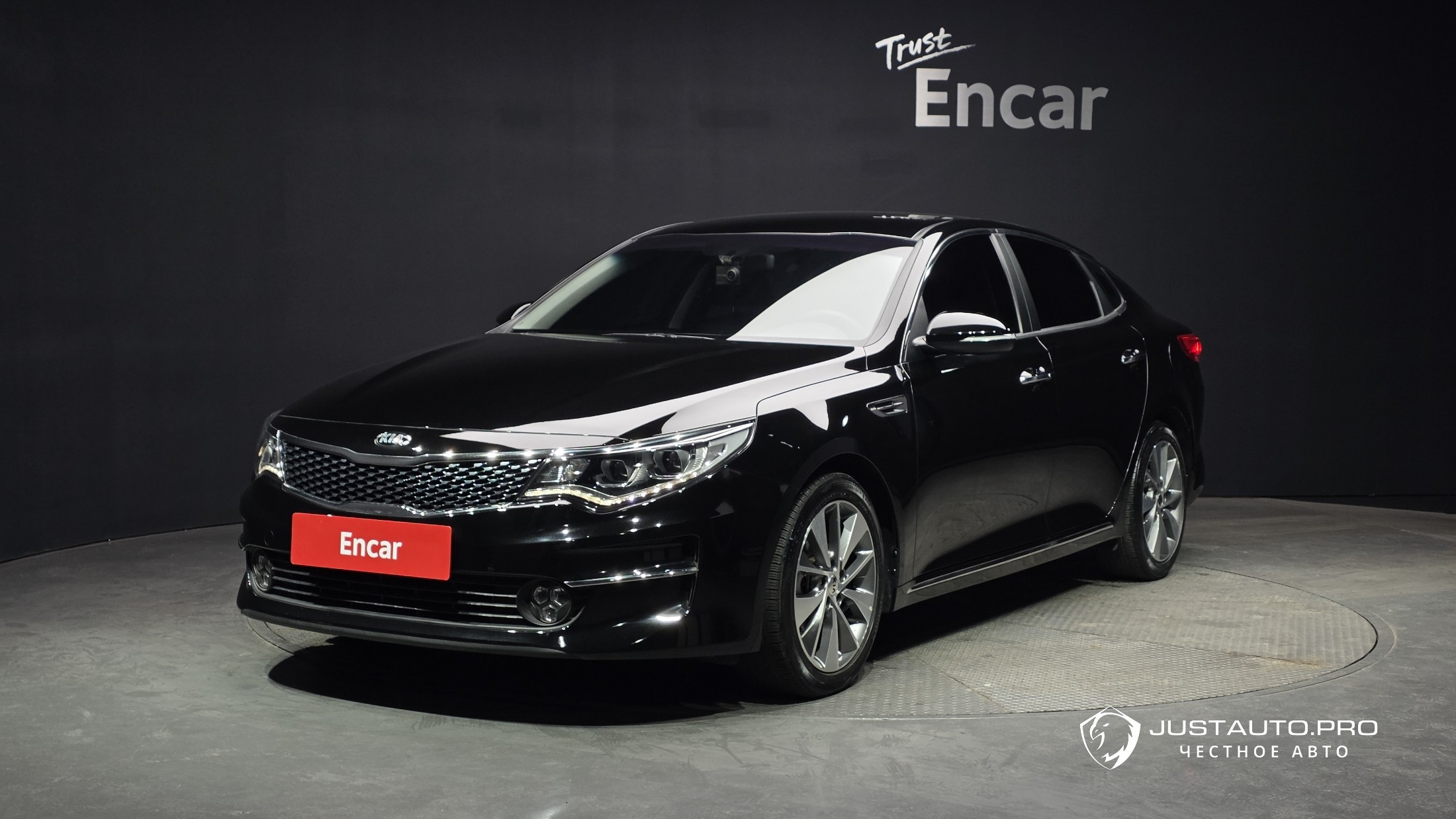 Автомобиль Kia K5