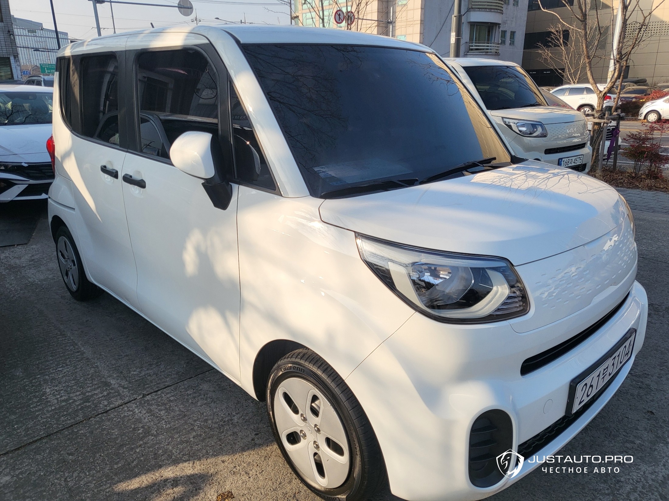 Автомобиль Kia RAY