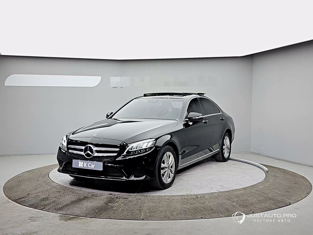 Автомобиль Mercedes-Benz C-Class