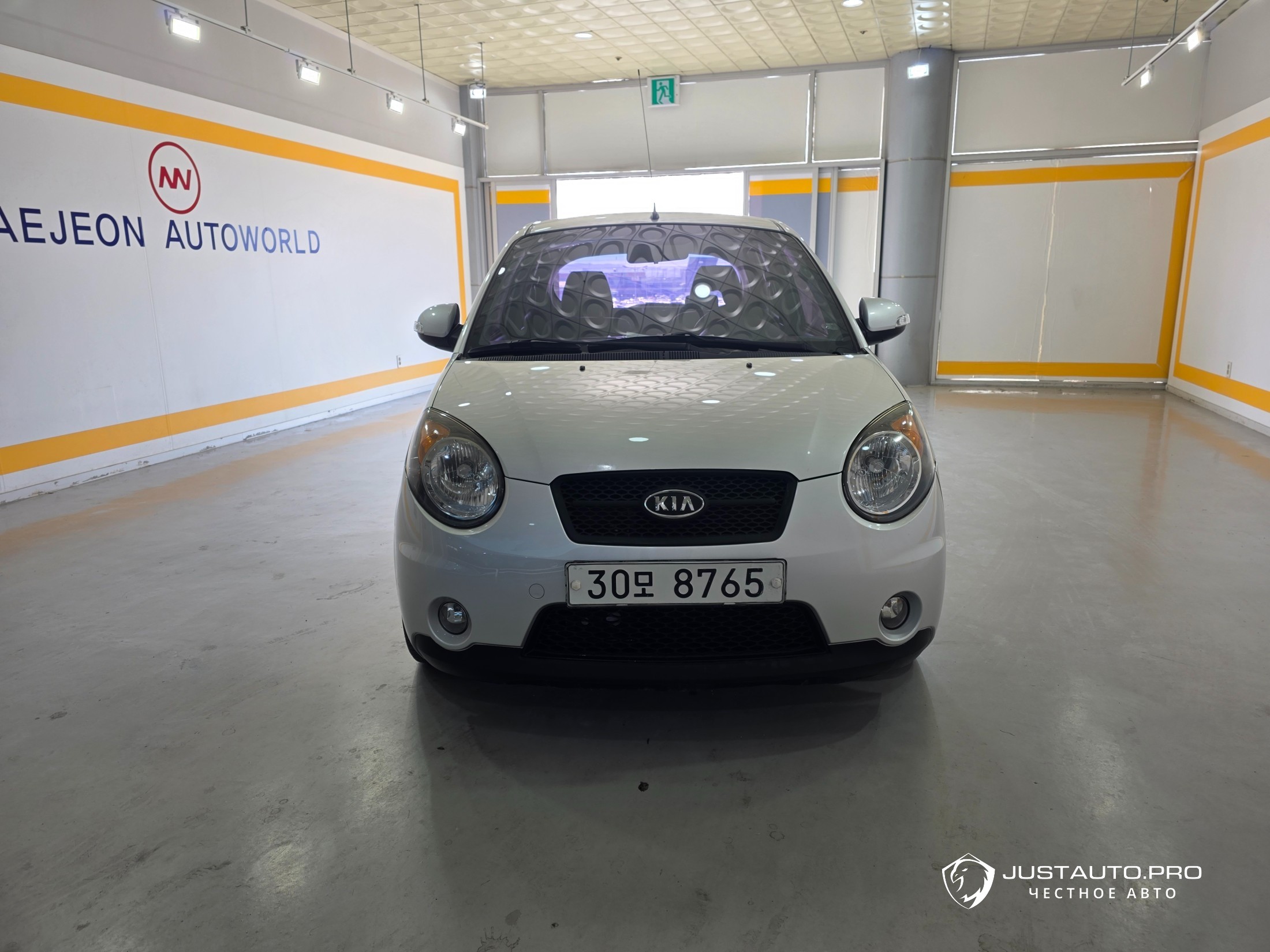 Автомобиль Kia morning