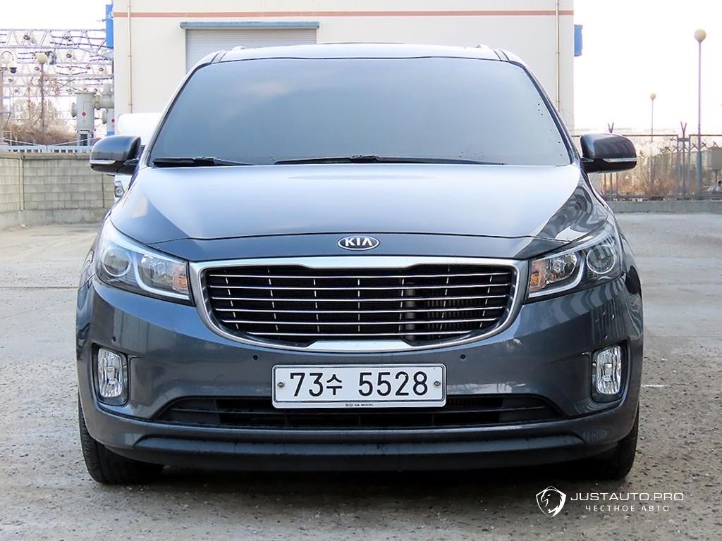Автомобиль Kia Canival
