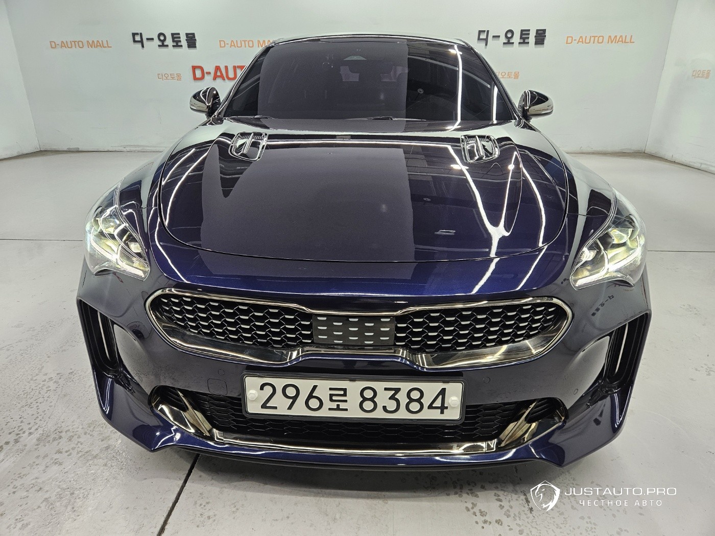 Автомобиль Kia Stinger