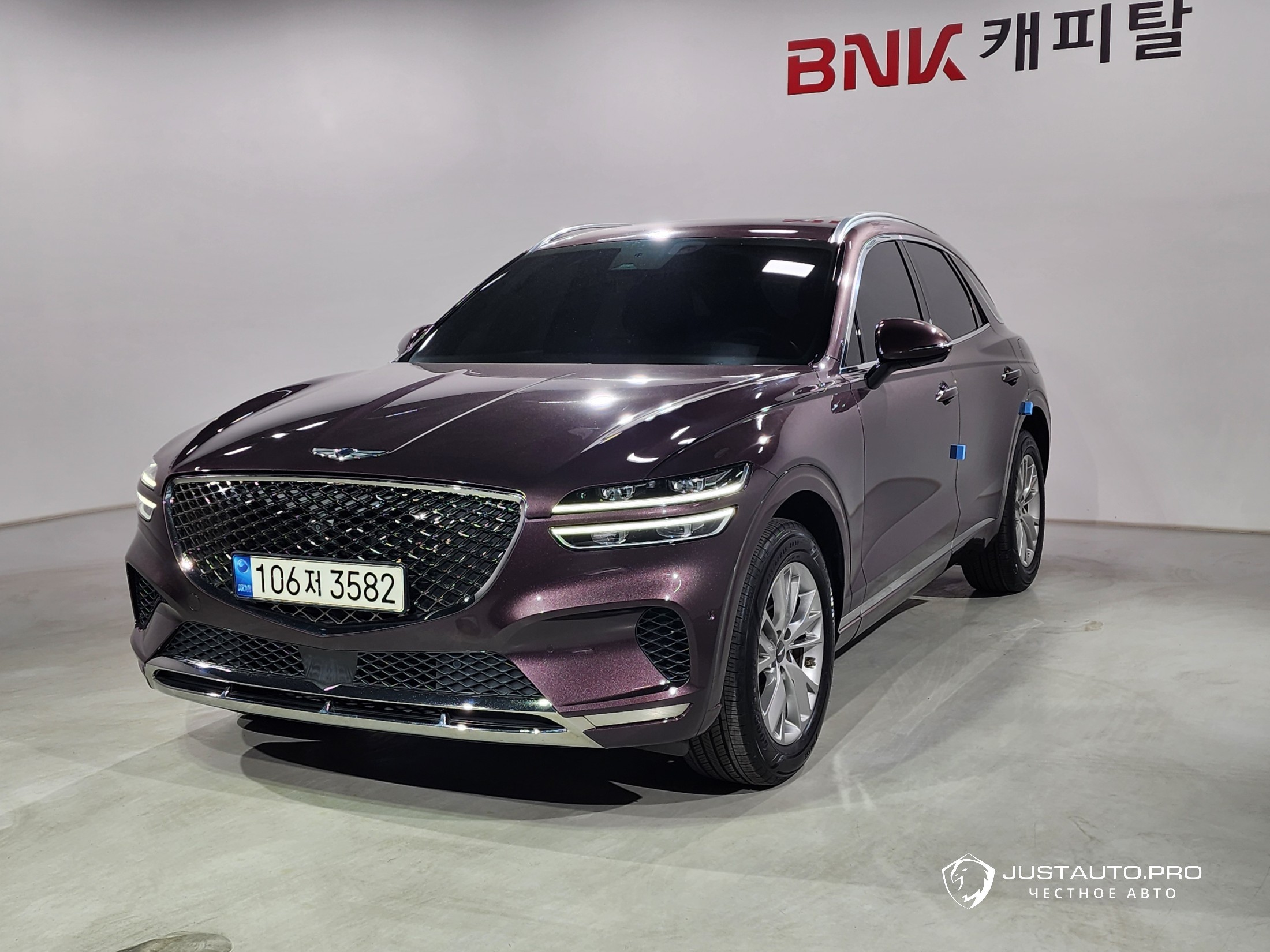 Автомобиль Genesis GV70