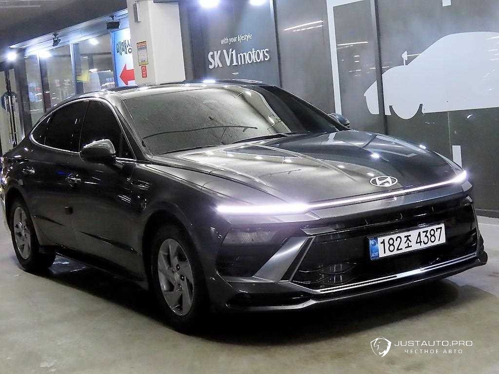 Автомобиль Hyundai Sonata