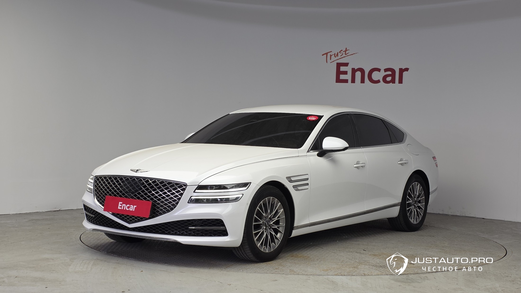 Автомобиль Genesis G80