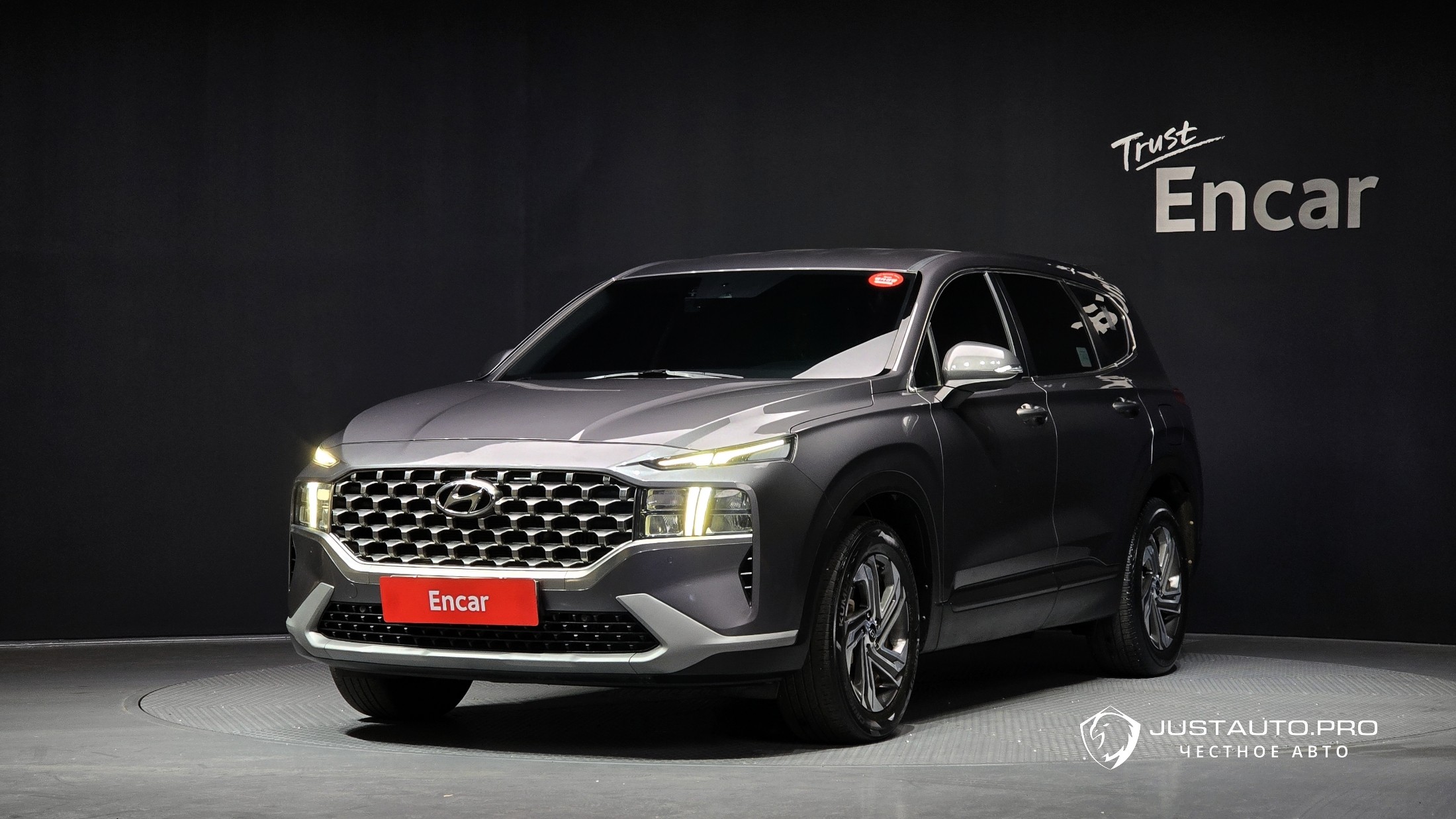 Автомобиль Hyundai Santafe