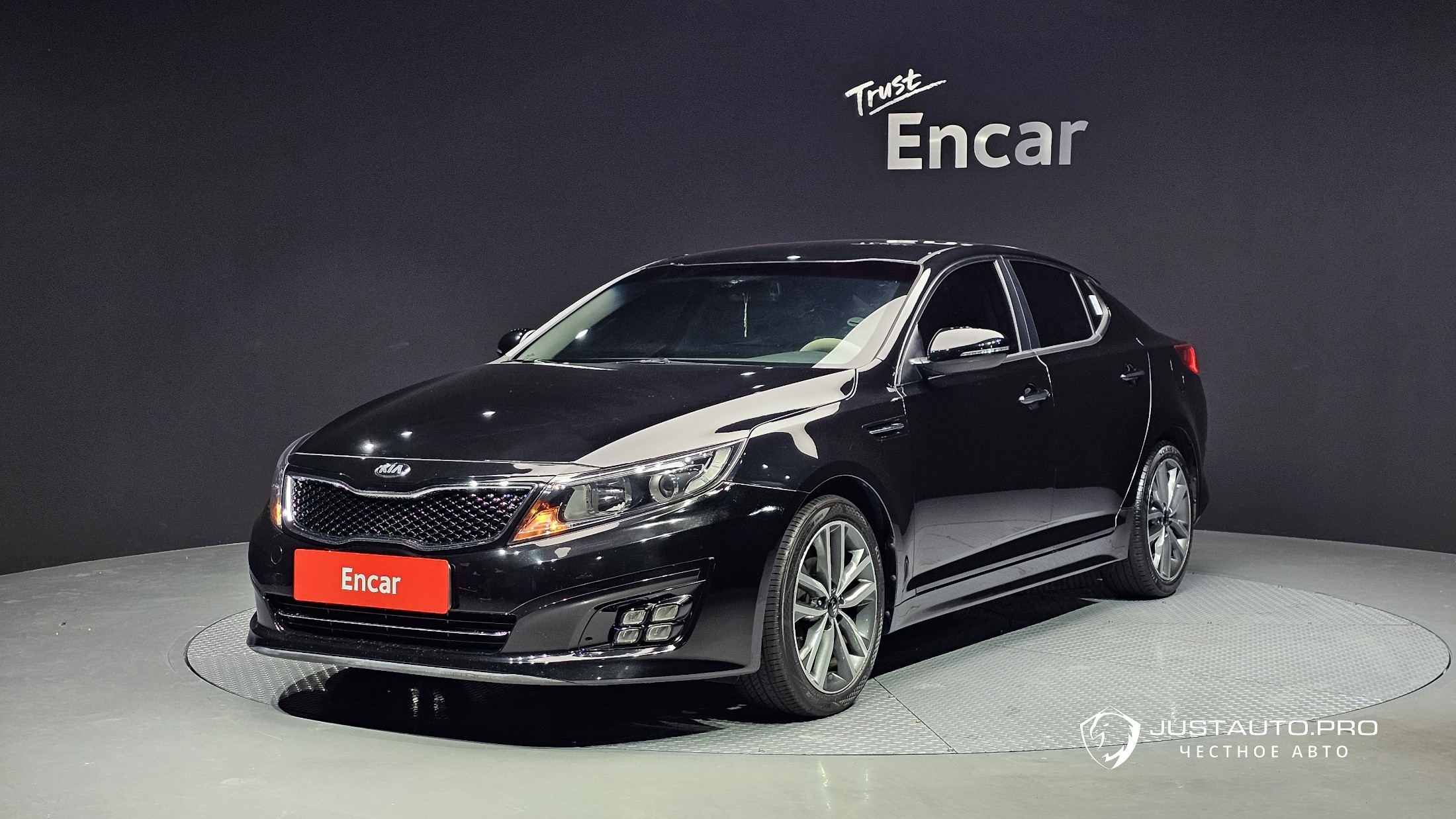 Автомобиль Kia K5