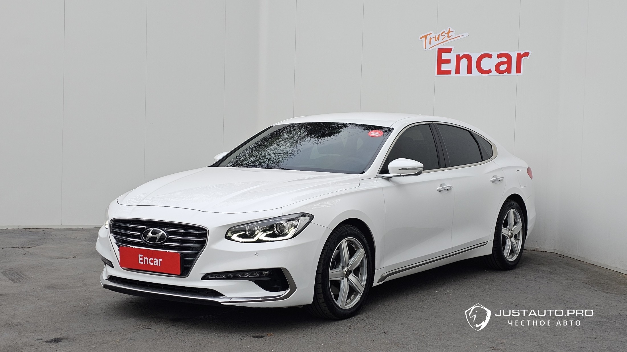 Автомобиль Hyundai Grandeur