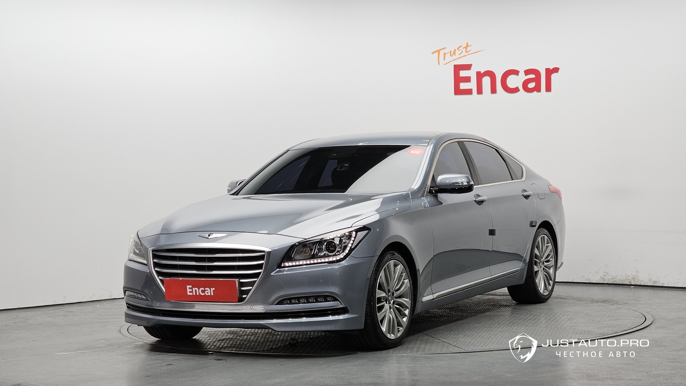 Автомобиль Hyundai Genesis