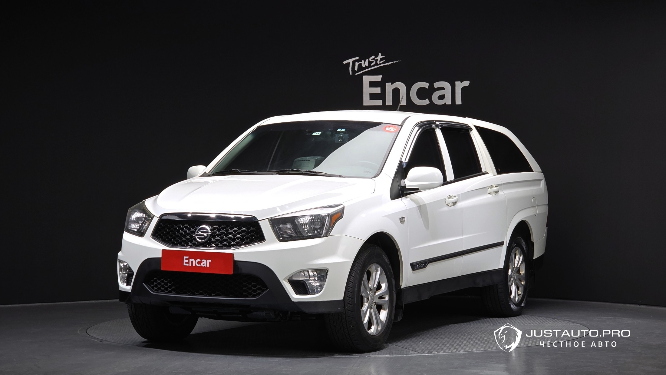 Автомобиль KG_Mobility_Ssangyong KORANDO
