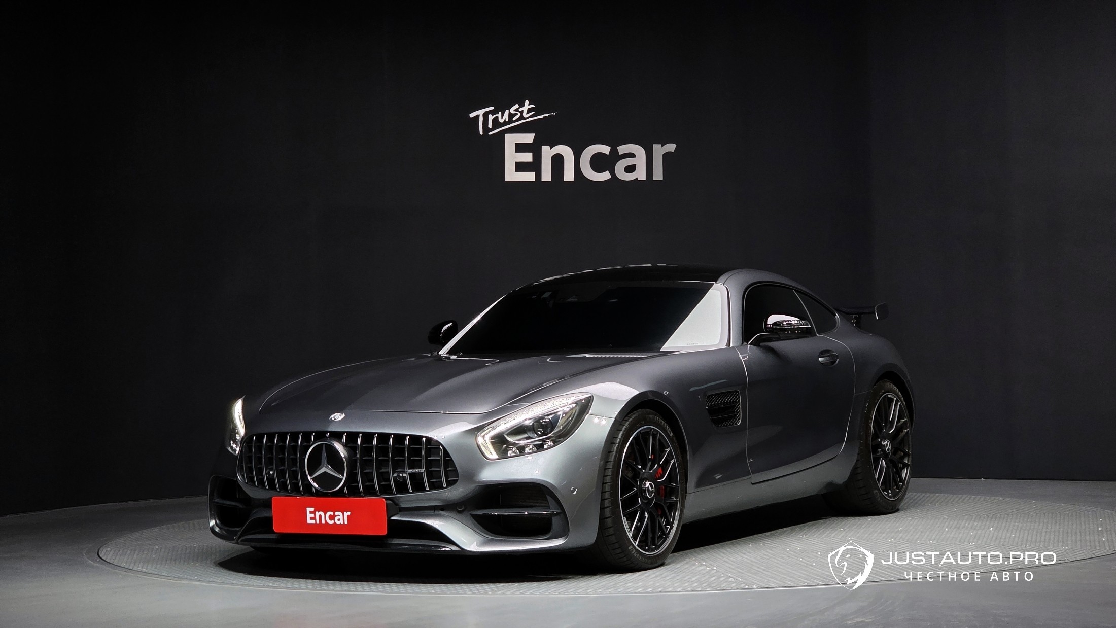 Автомобиль Mercedes-Benz AMG GT
