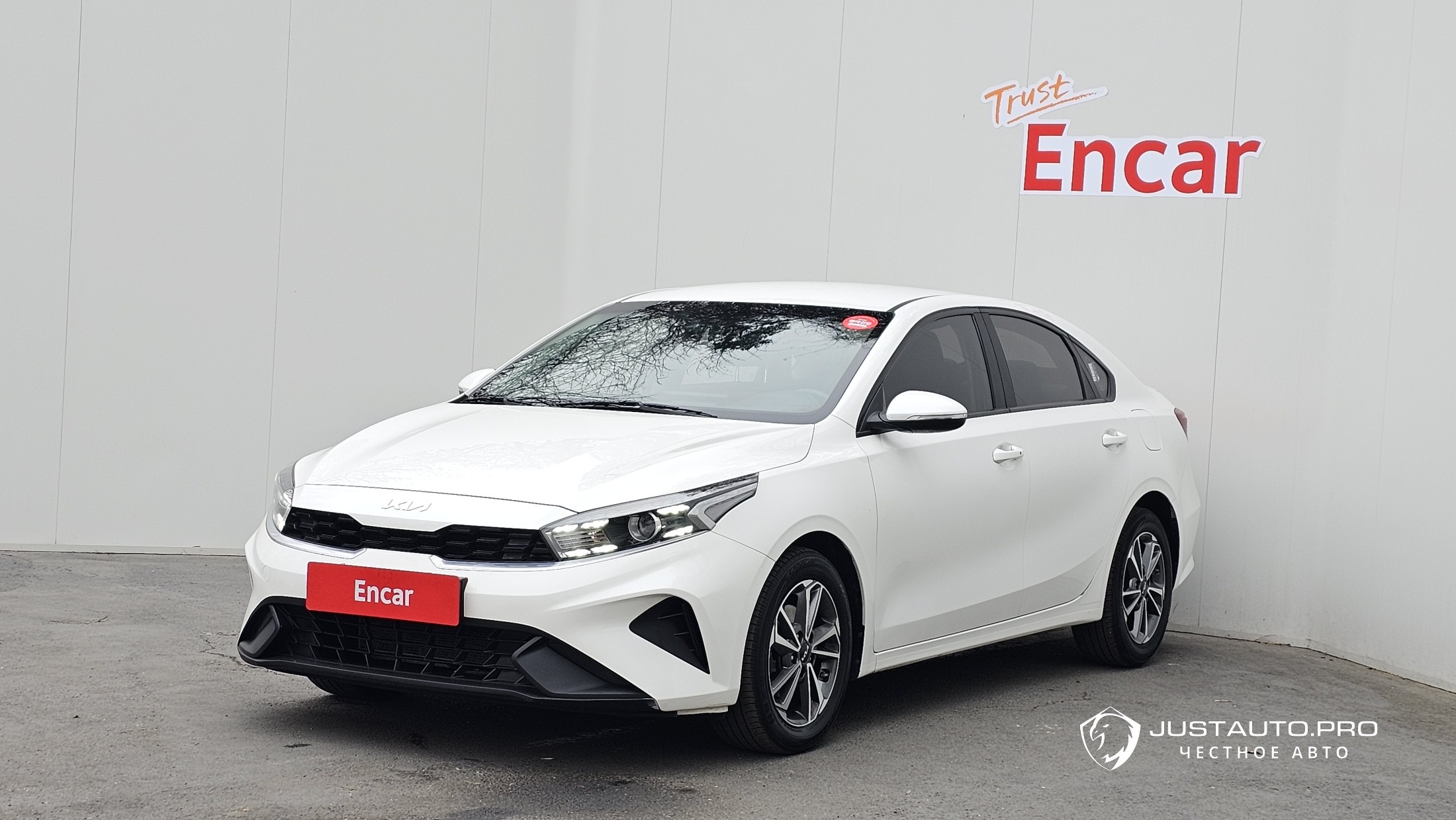 Автомобиль Kia K3