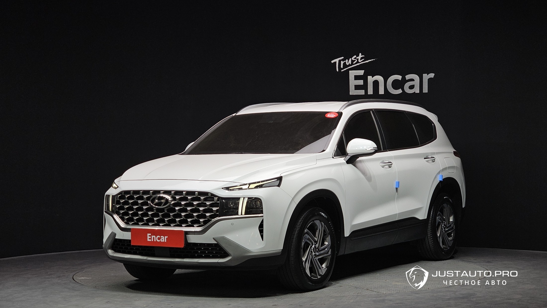 Автомобиль Hyundai Santafe