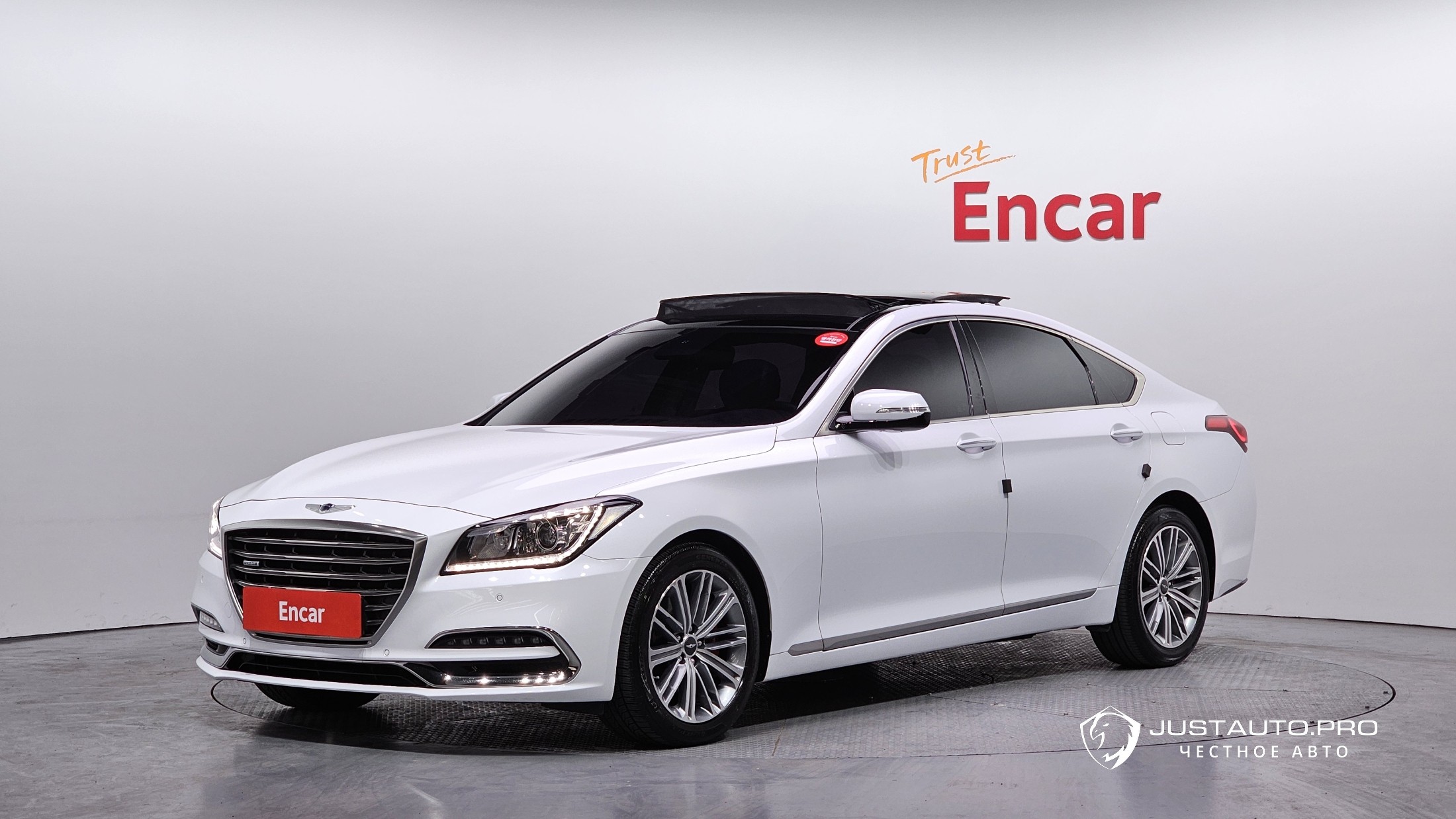 Автомобиль Genesis G80