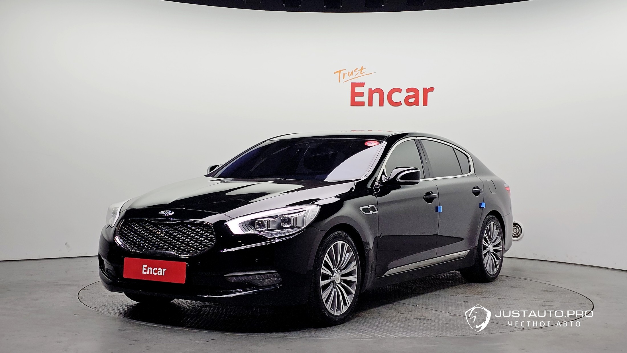 Автомобиль Kia K9