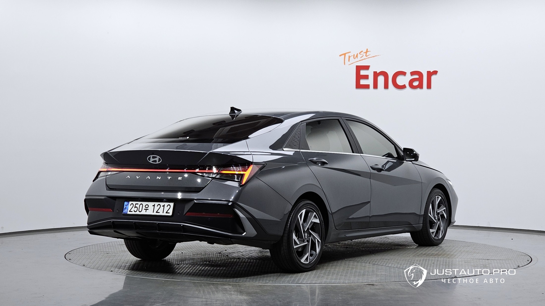 Автомобиль Hyundai AVANTE