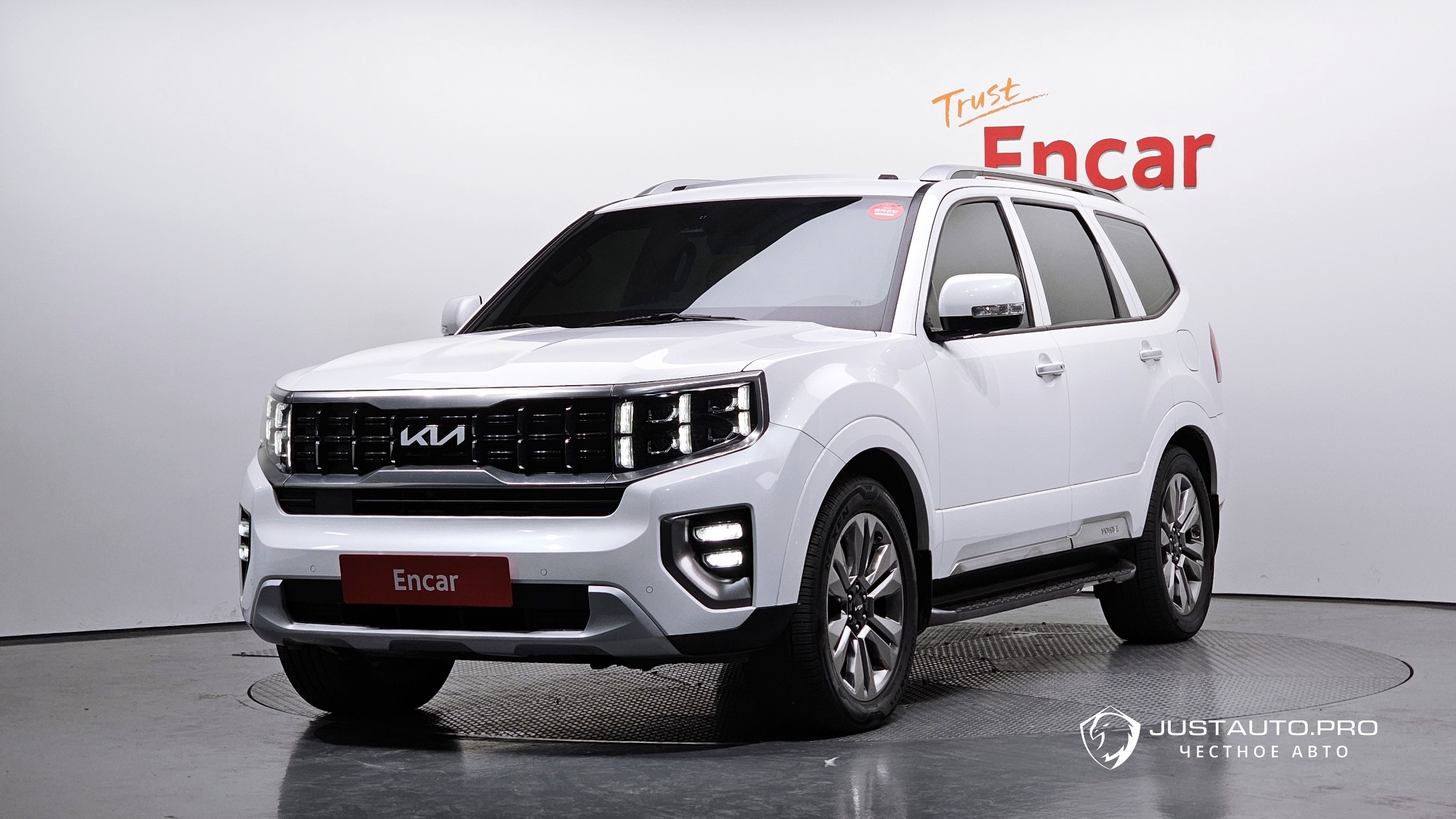 Автомобиль Kia Mohave