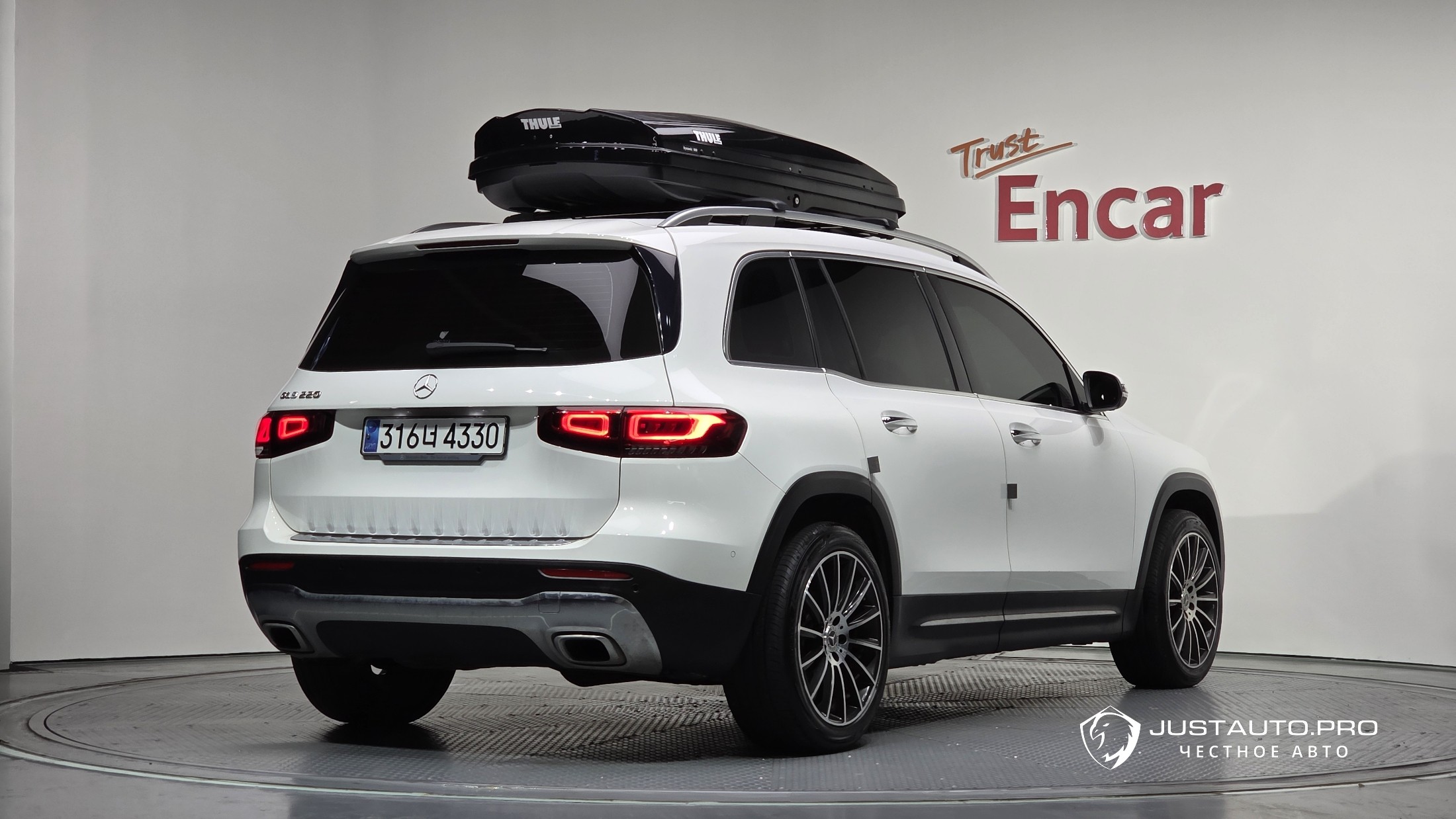 Автомобиль Mercedes-Benz GLB-Class