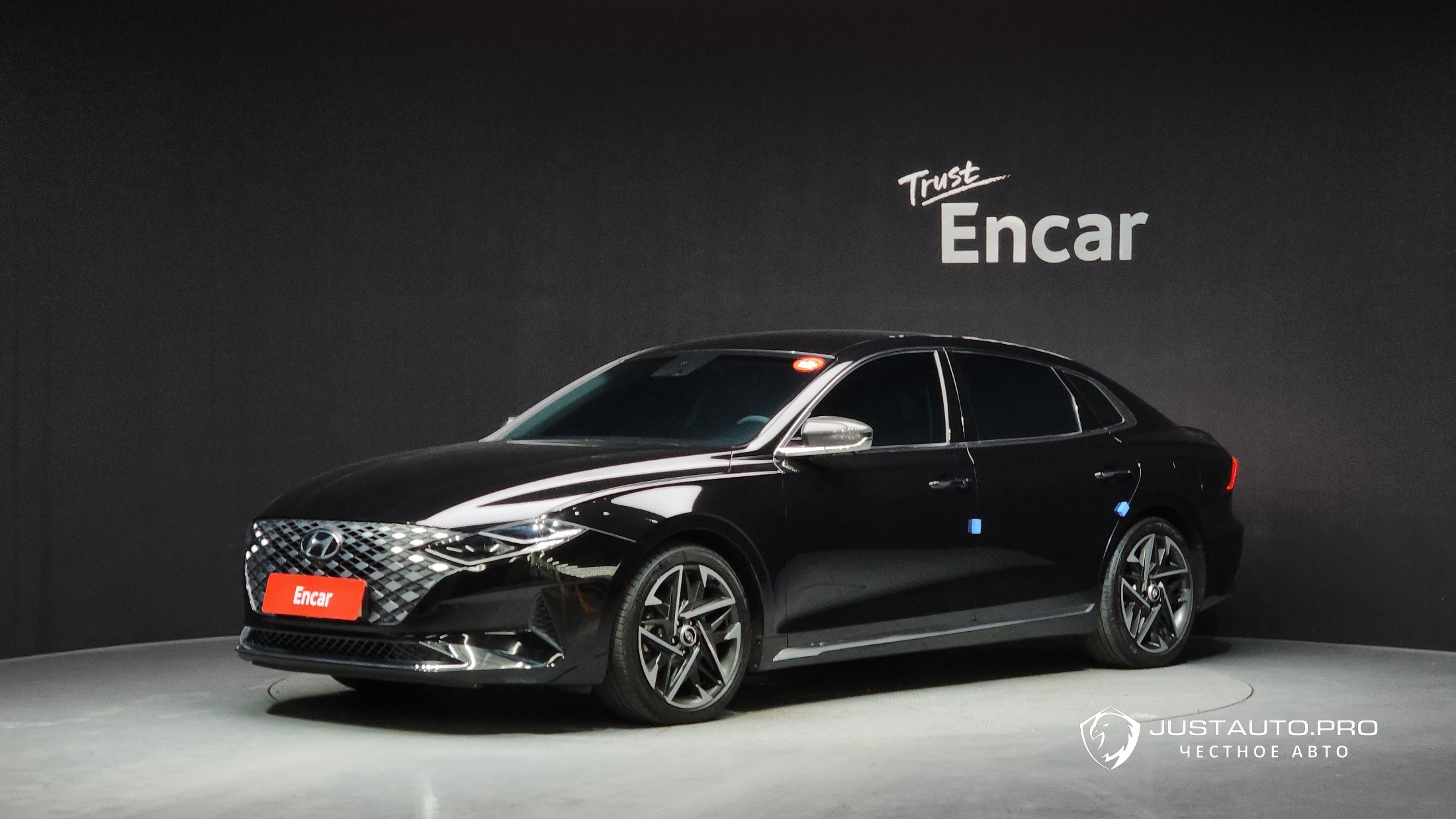 Автомобиль Hyundai Grandeur