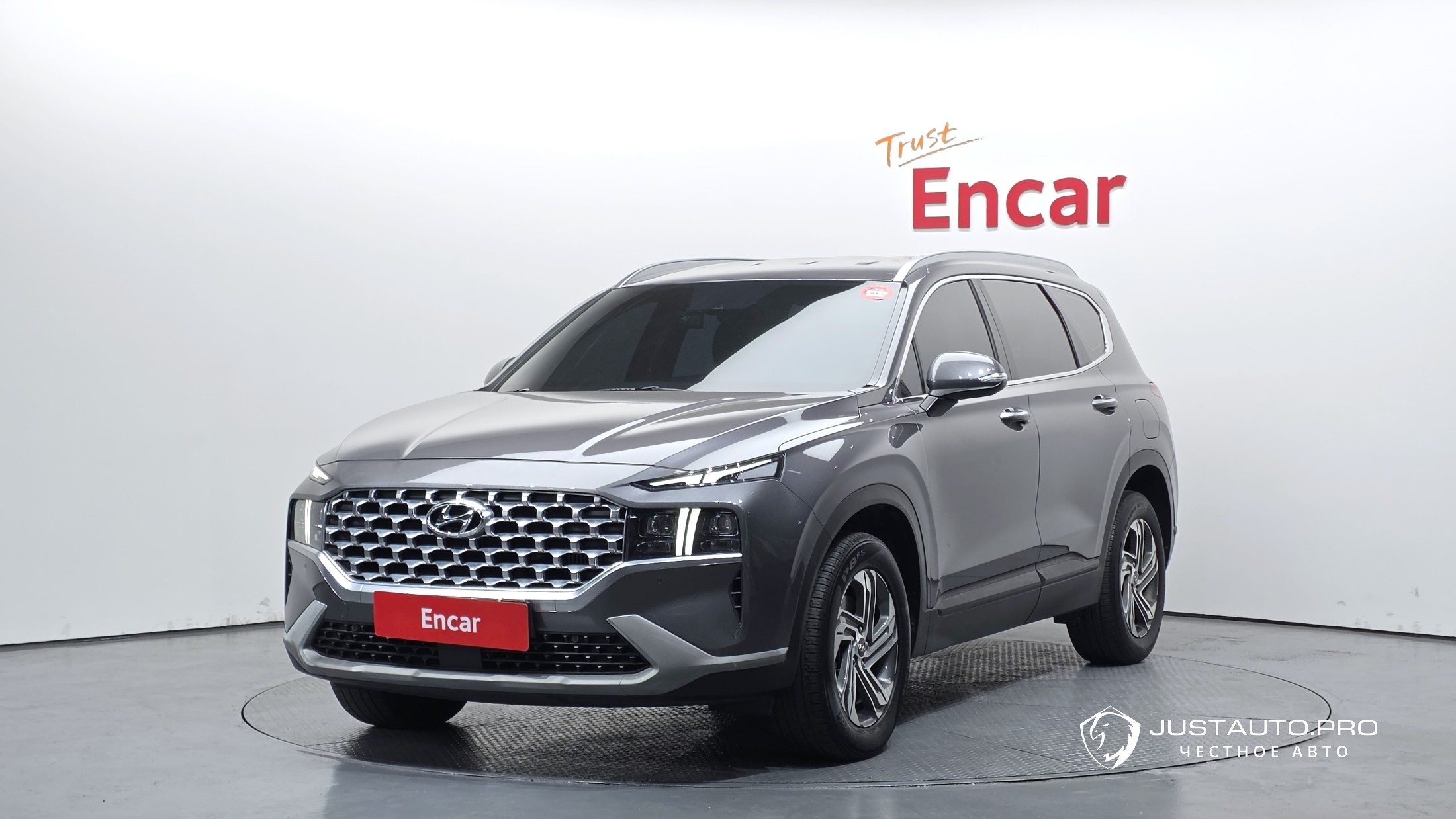 Автомобиль Hyundai Santafe