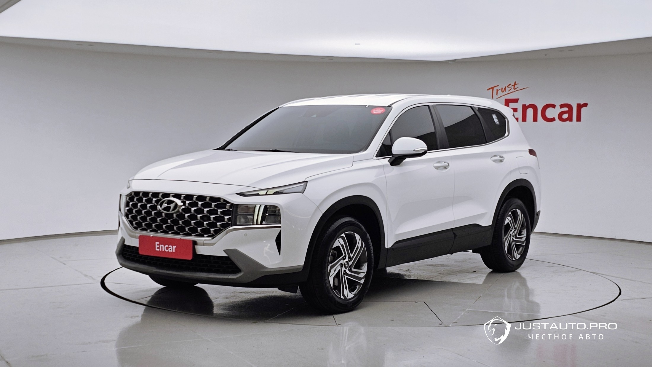 Автомобиль Hyundai Santafe