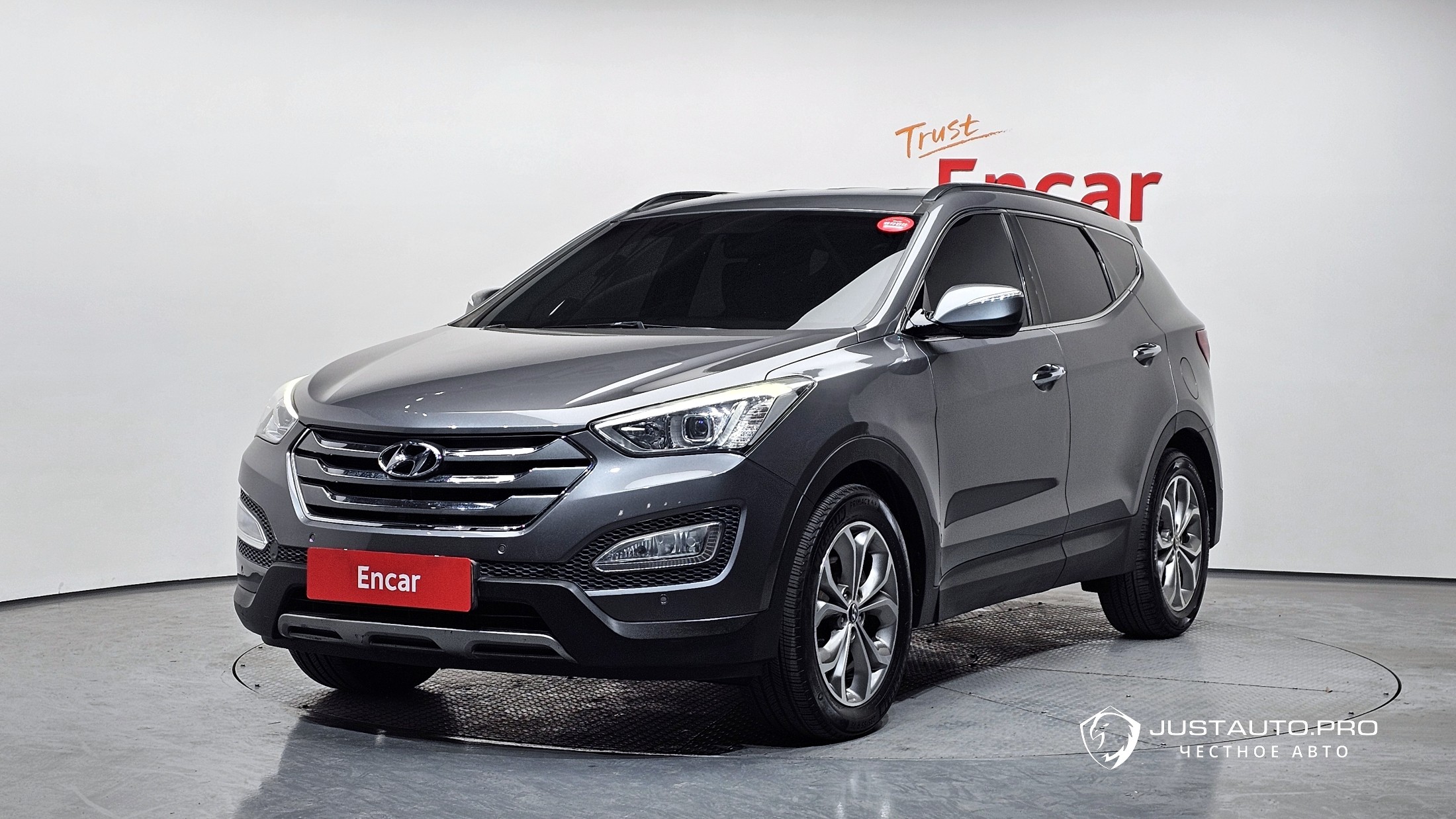 Автомобиль Hyundai Santafe